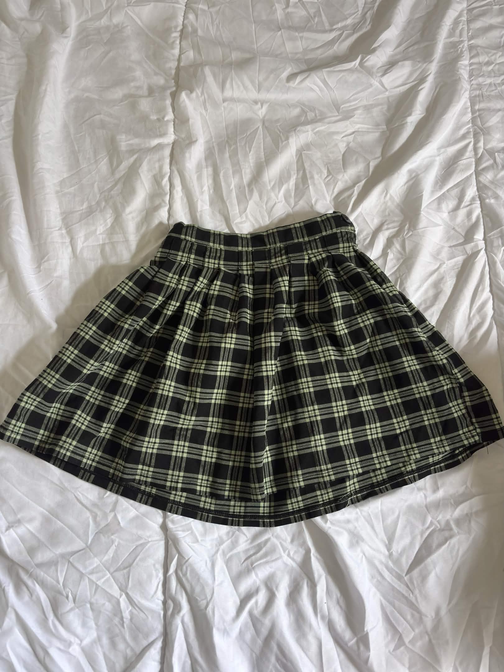 Jupe plissée à carreaux — Jennyfer — La Réunion