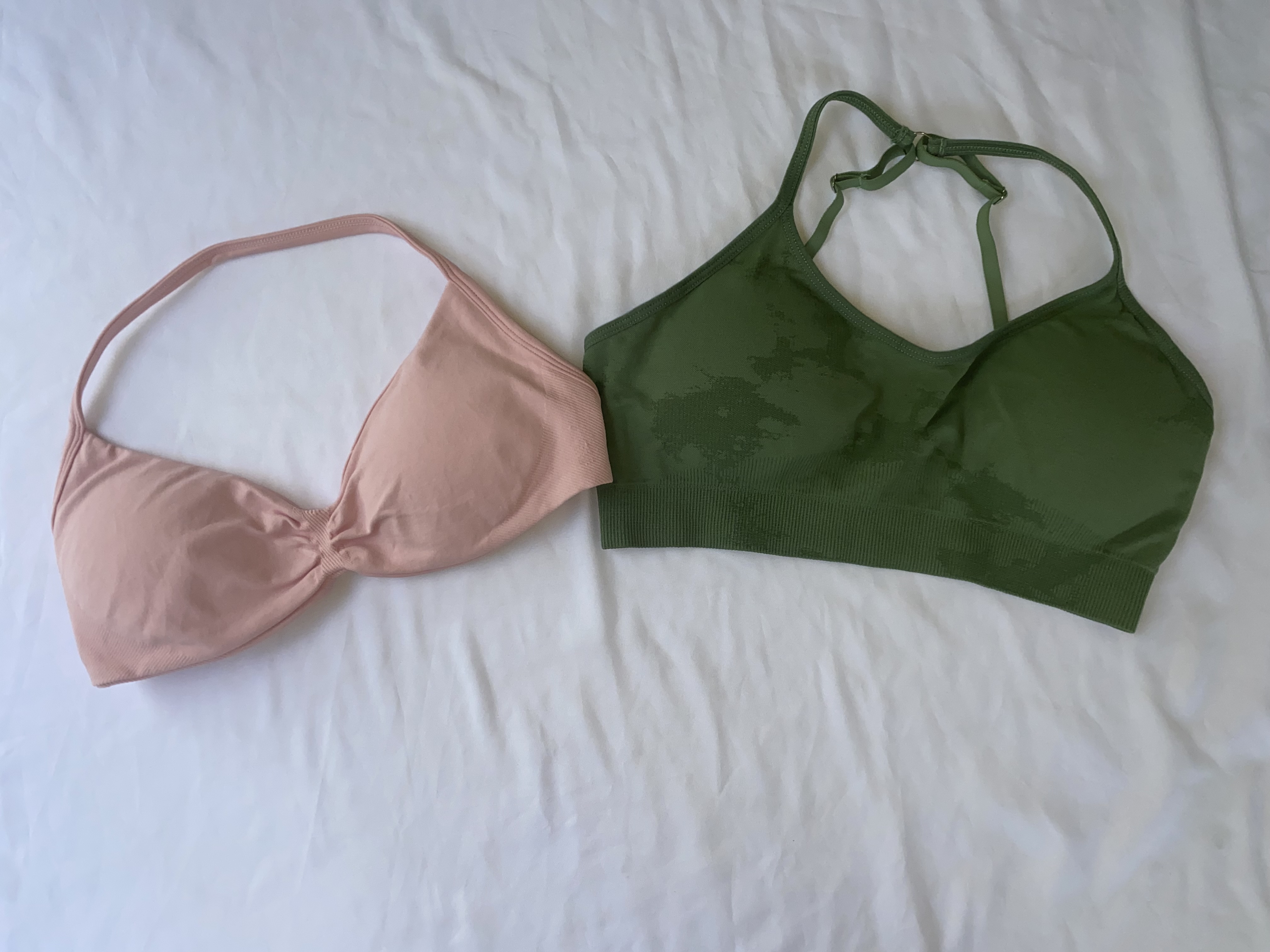 Lot 2 brassières