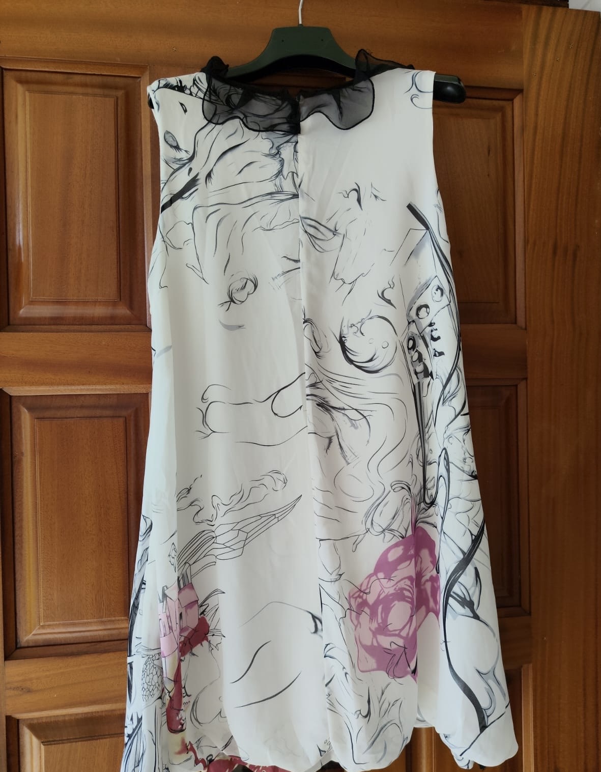 Robe Shelley