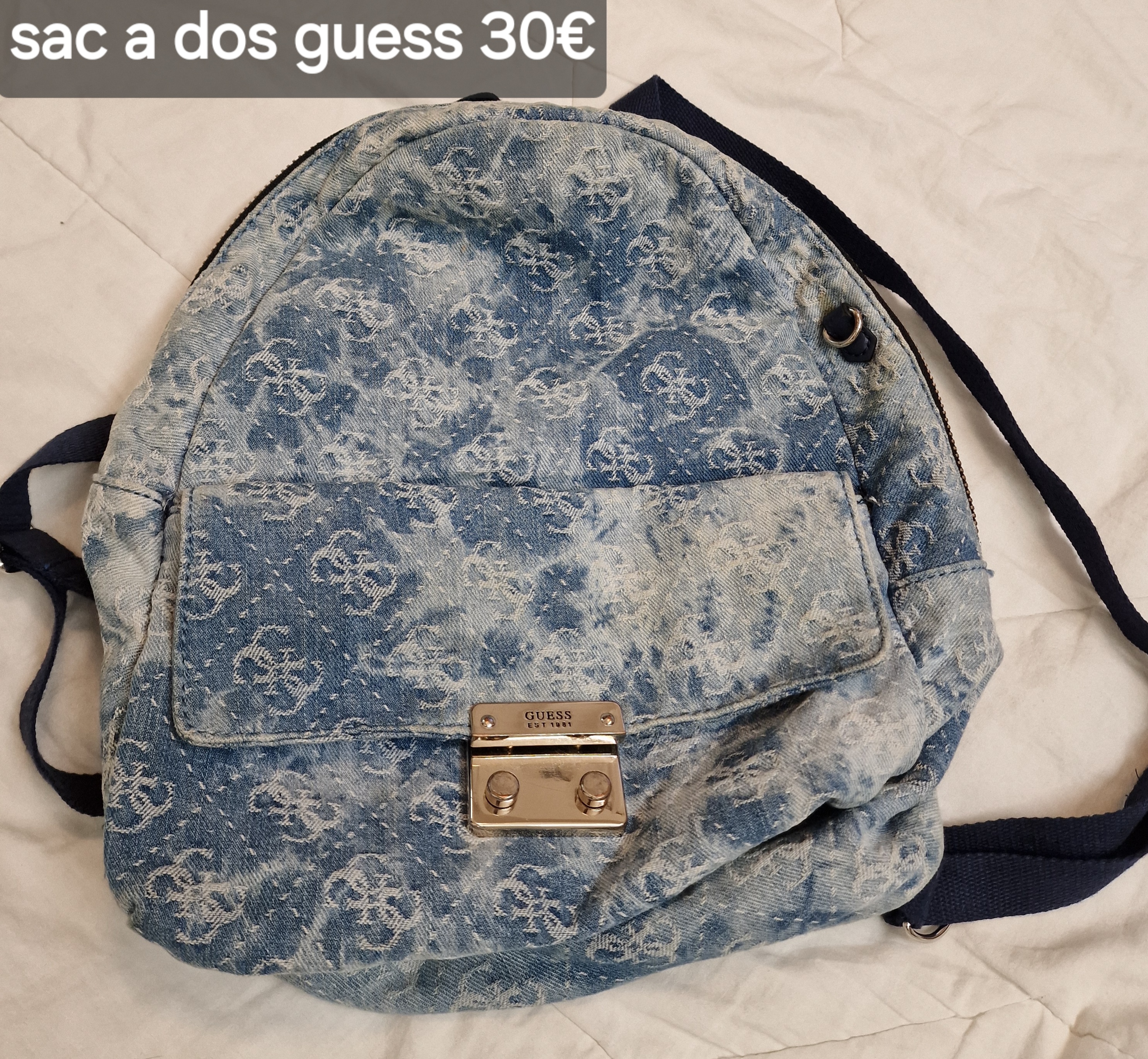 Vend sac a dos en jean — Guess — La Réunion