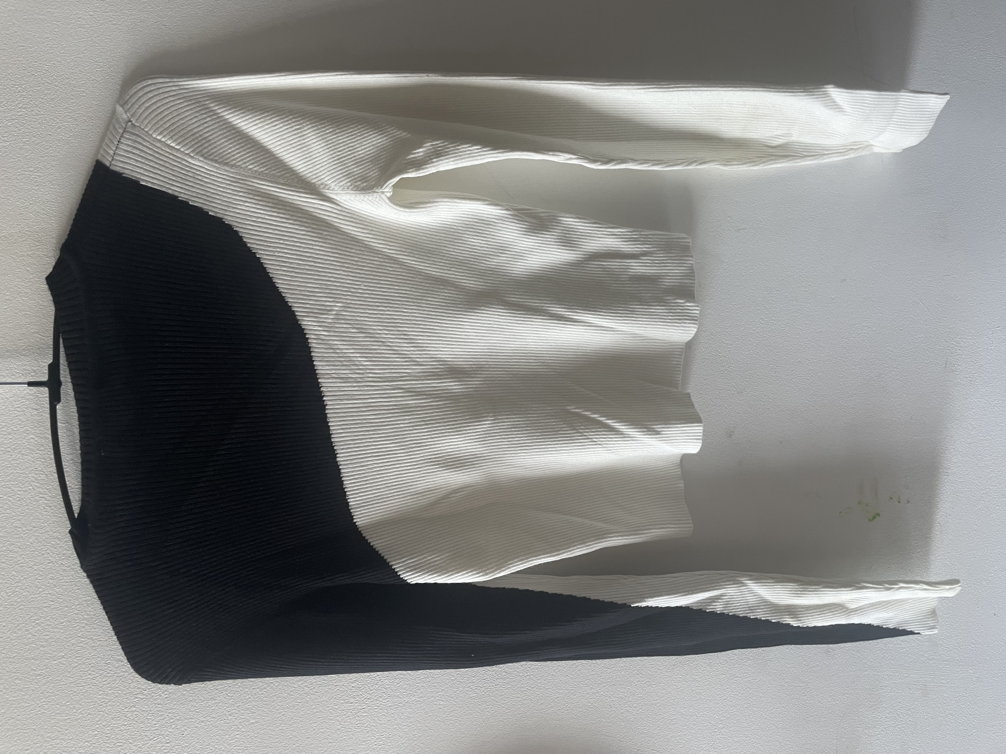 Haut noir et blanc