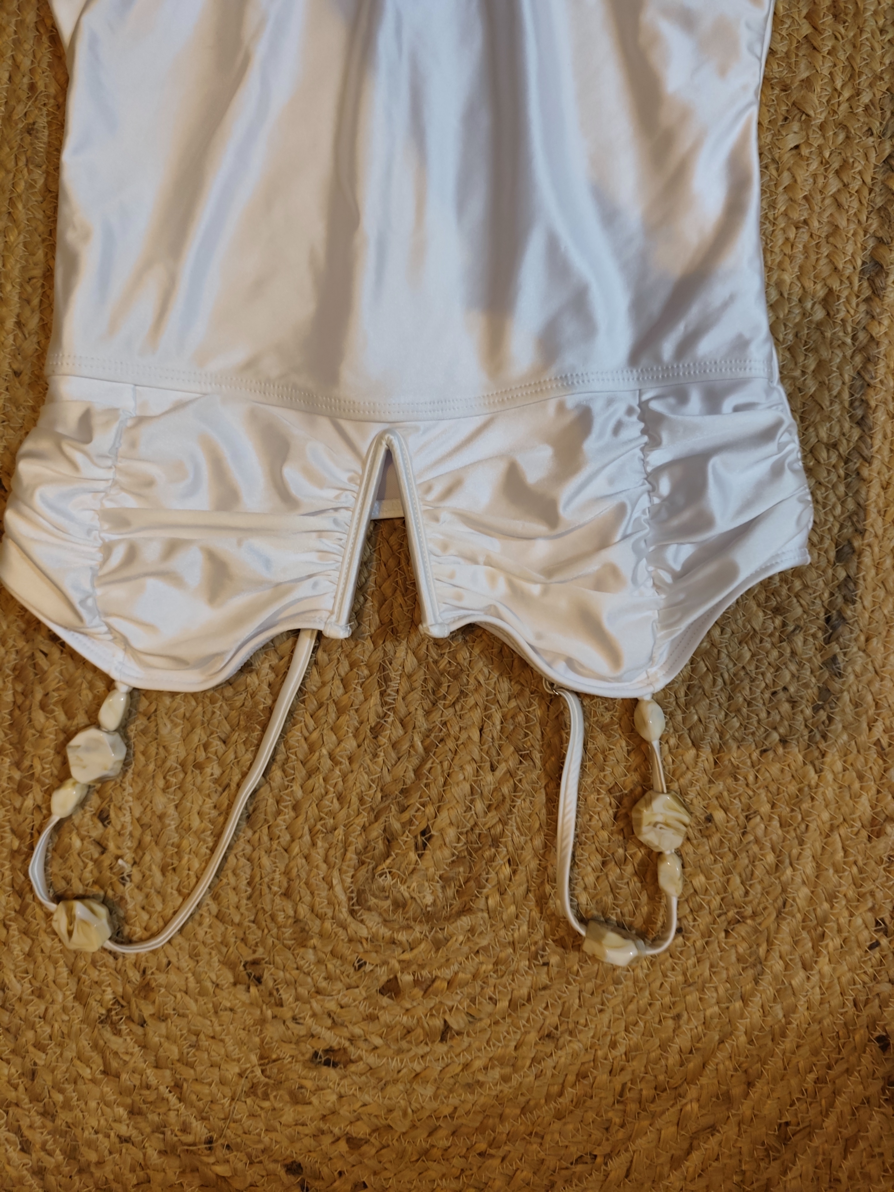 Maillot de bain blanc satinée