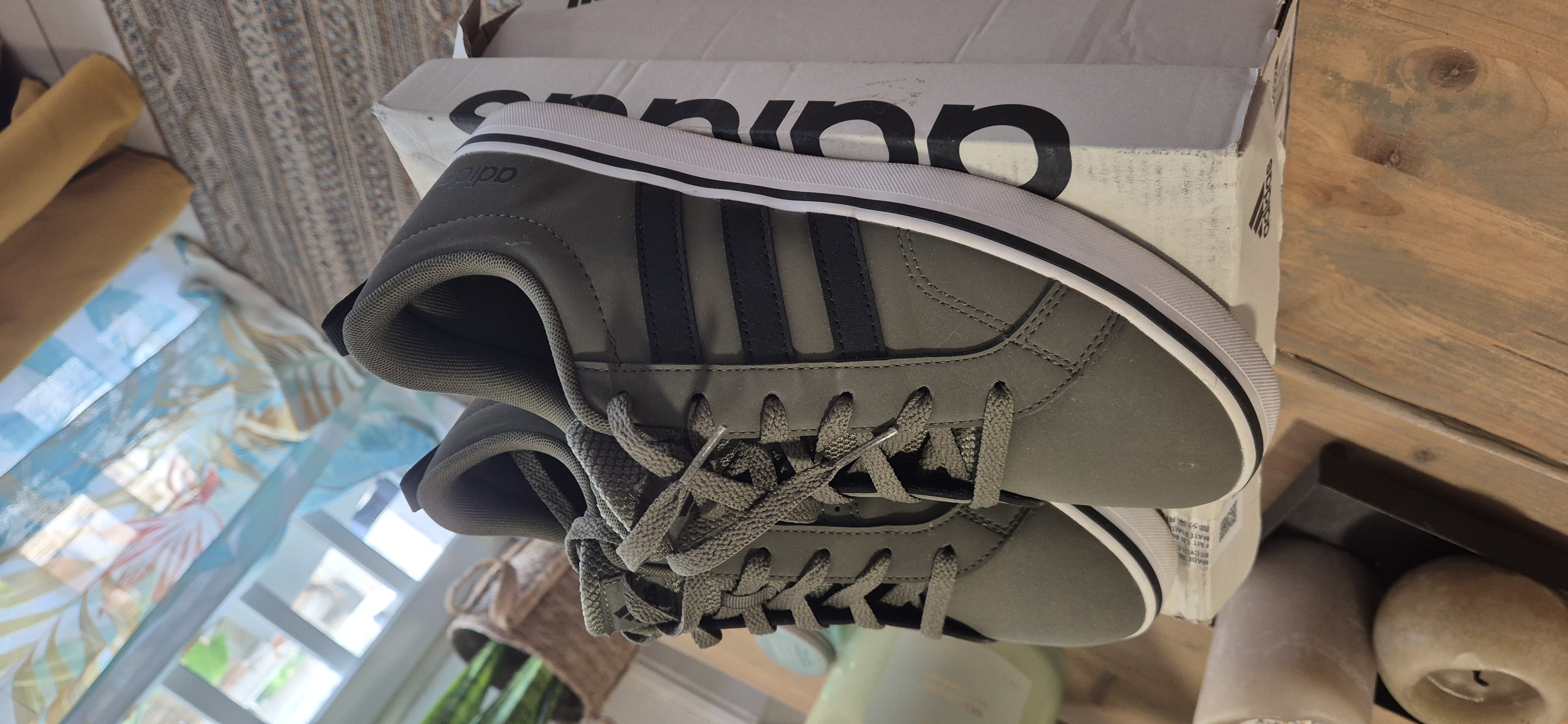 Basket Adidas homme comme neuf — Adidas — La Réunion