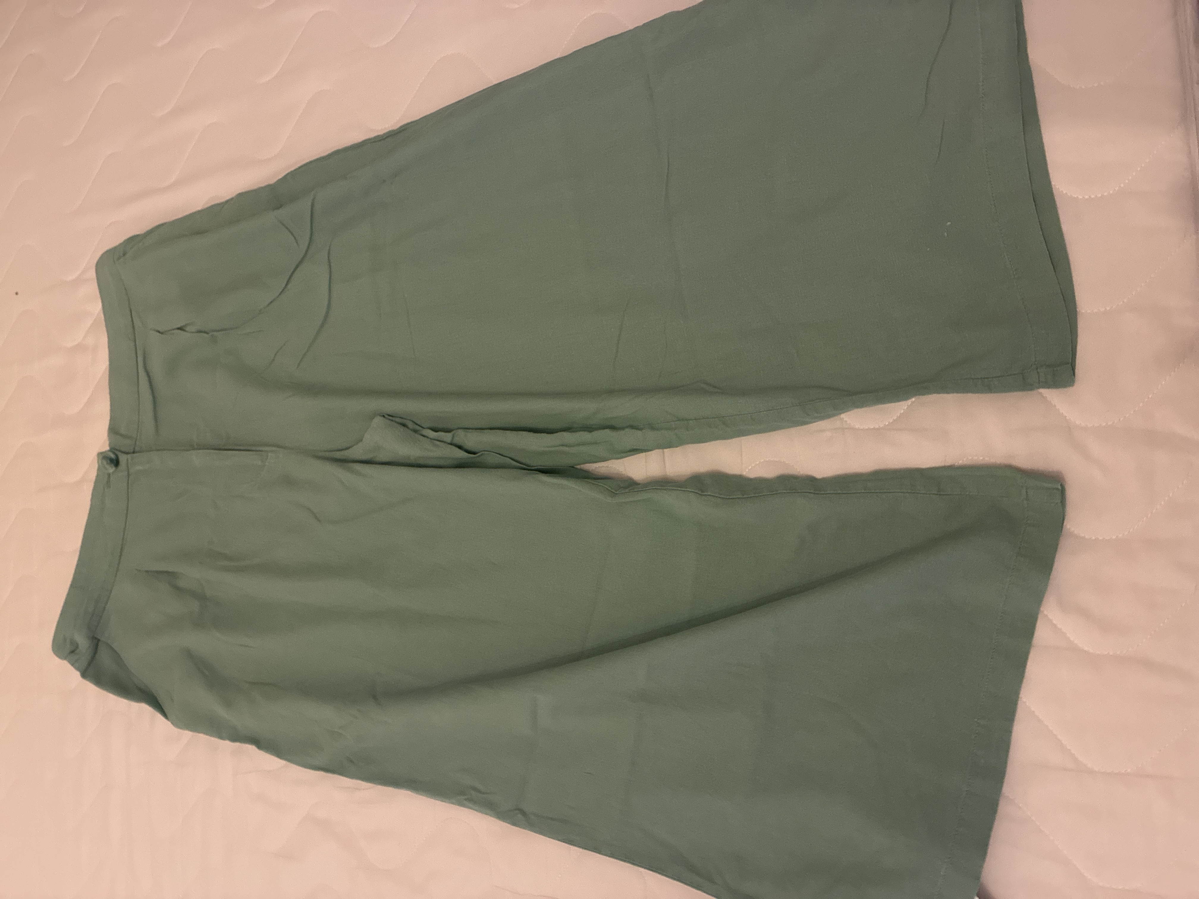 Pantalon vert taille 44