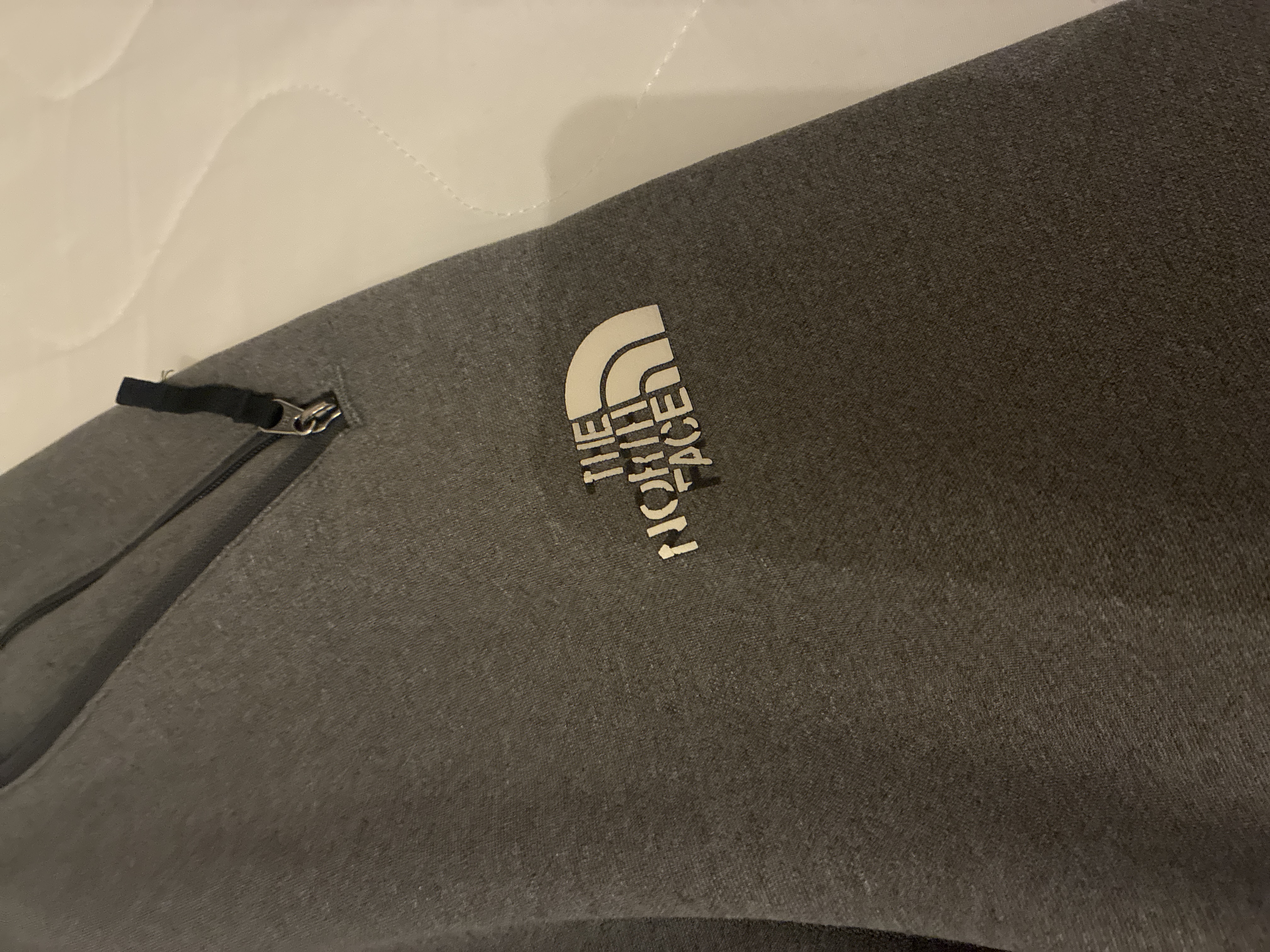 Complet the north face