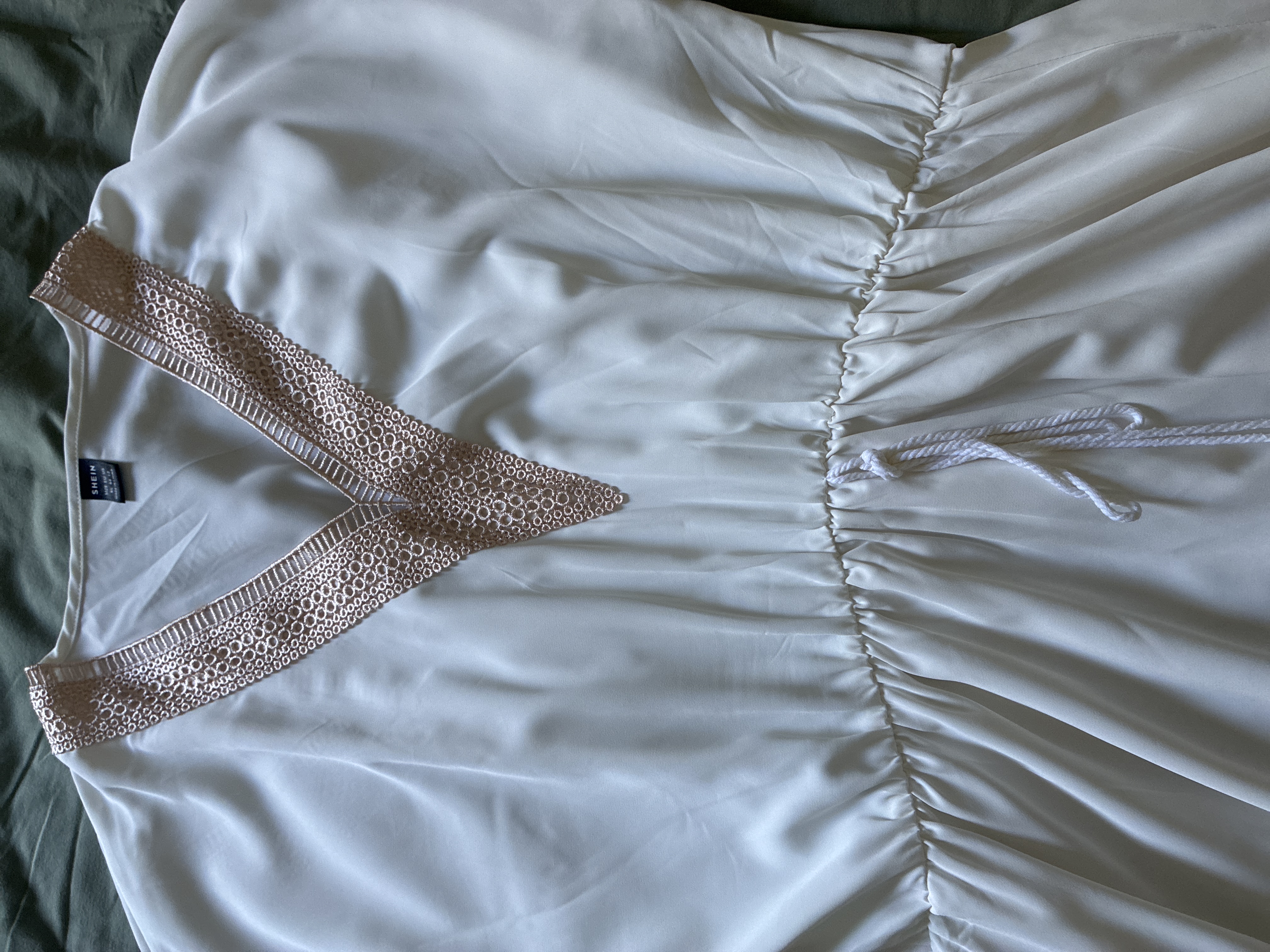 Petite robe blanche