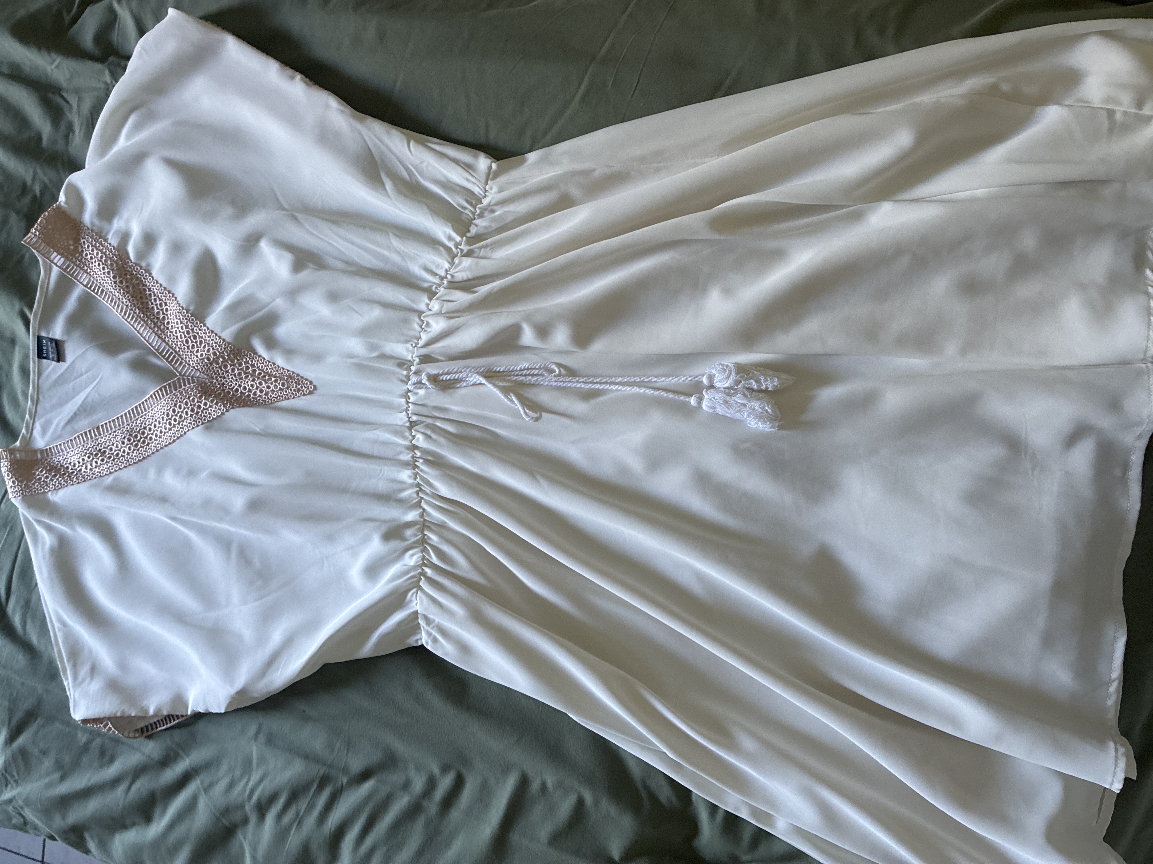 Petite robe blanche