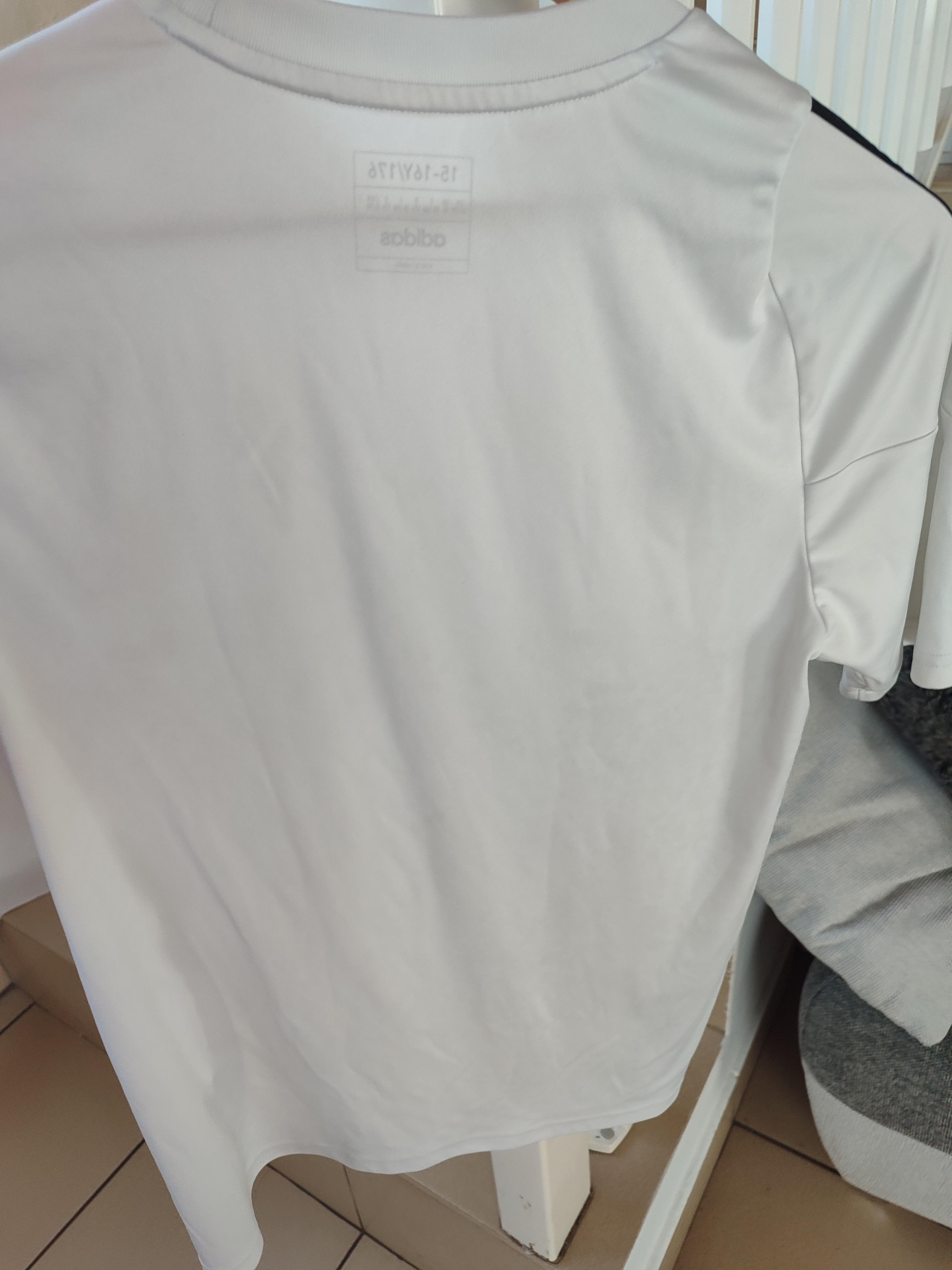 Tee-shirt adidas blanc