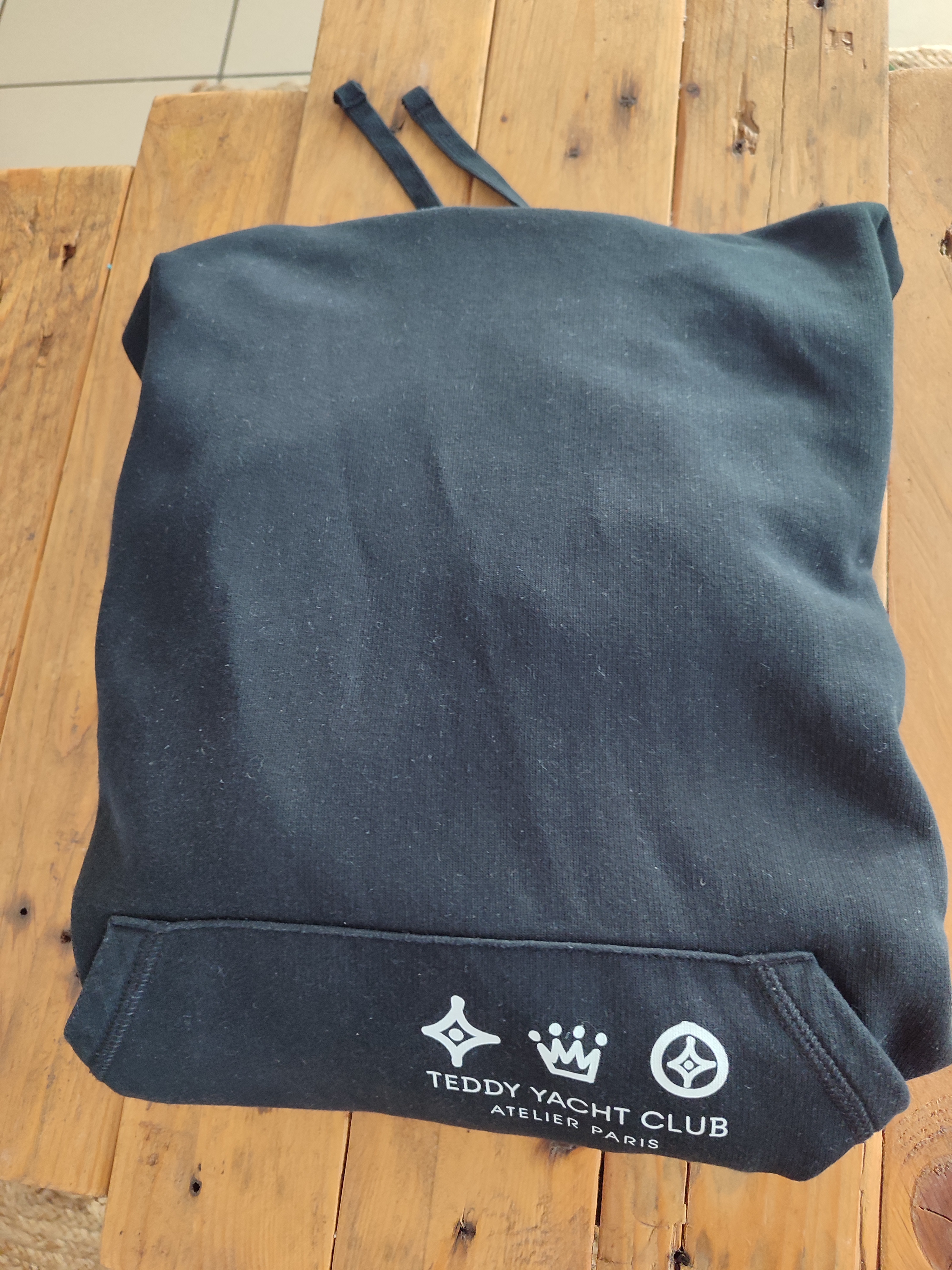 Sweat shirt noir Teddy yacht club