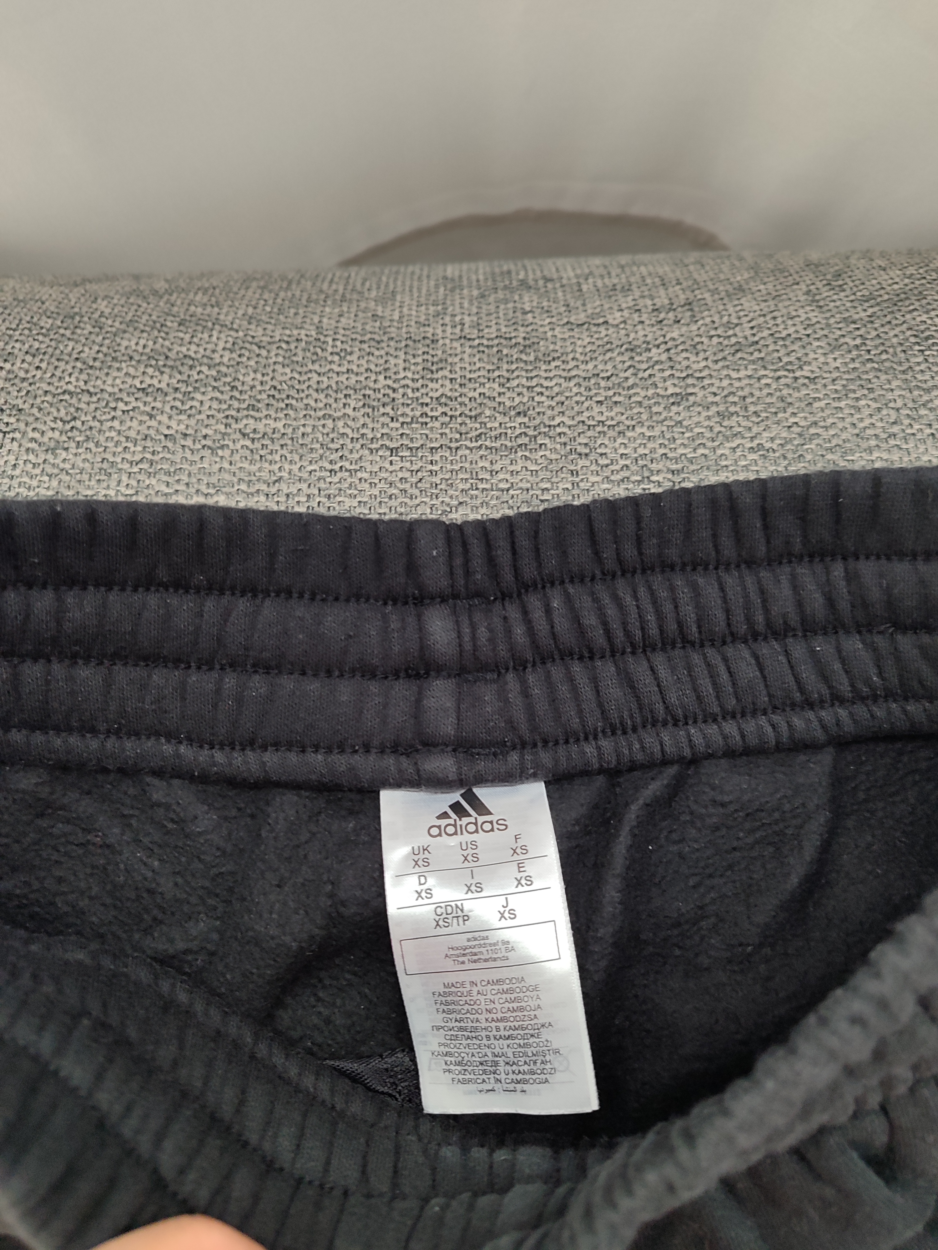 Bas de survêtement noir adidas