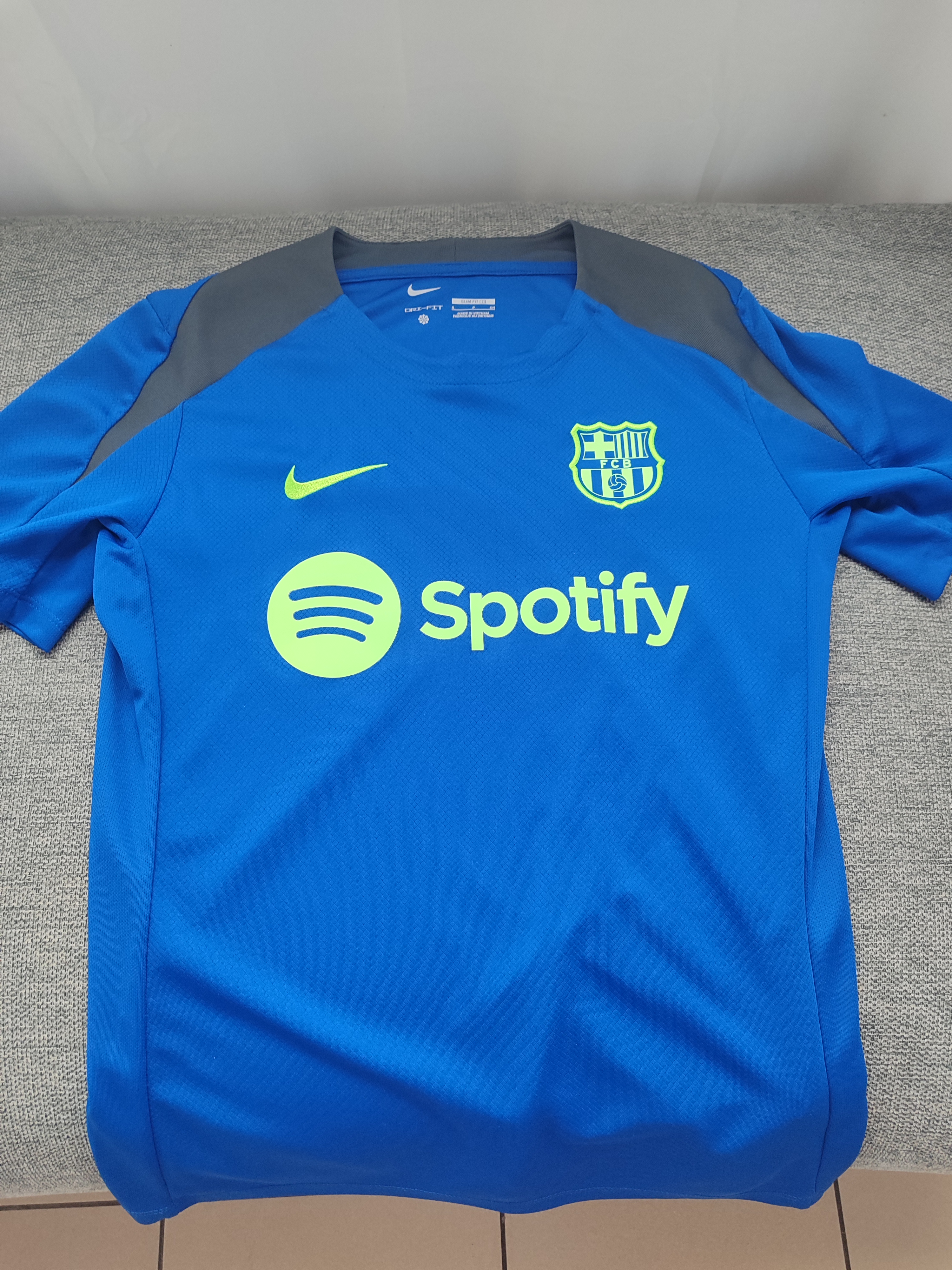 Maillot de foot FC Barcelone Bleu taille S