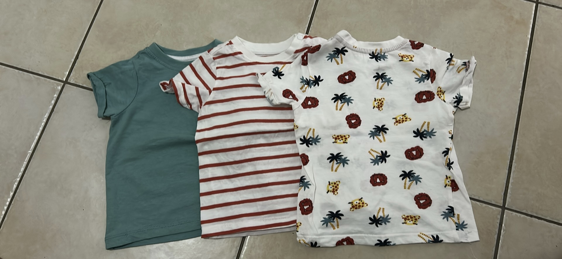 Lot tee shirt garçon 6 mois