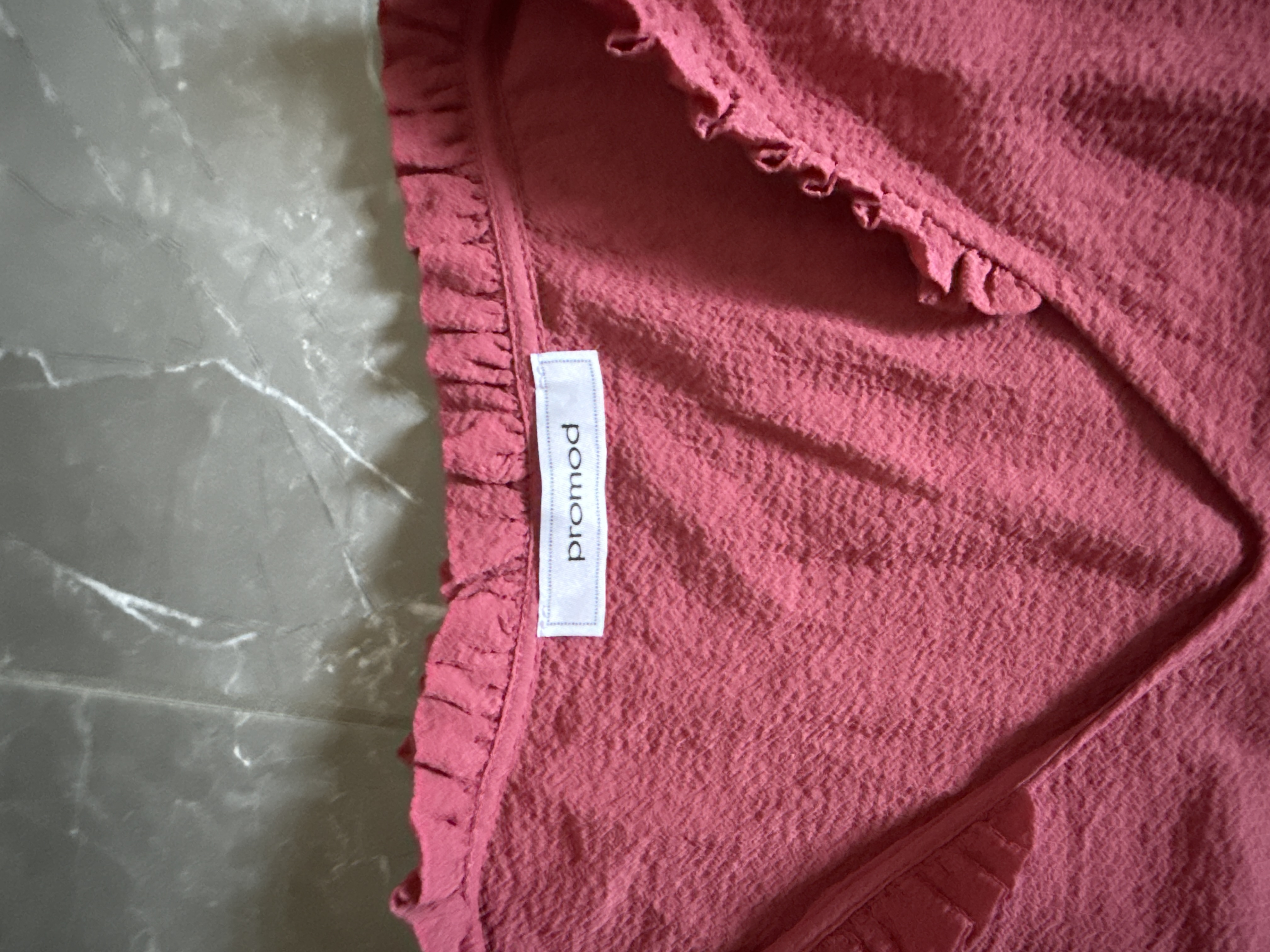 Haut rose promod