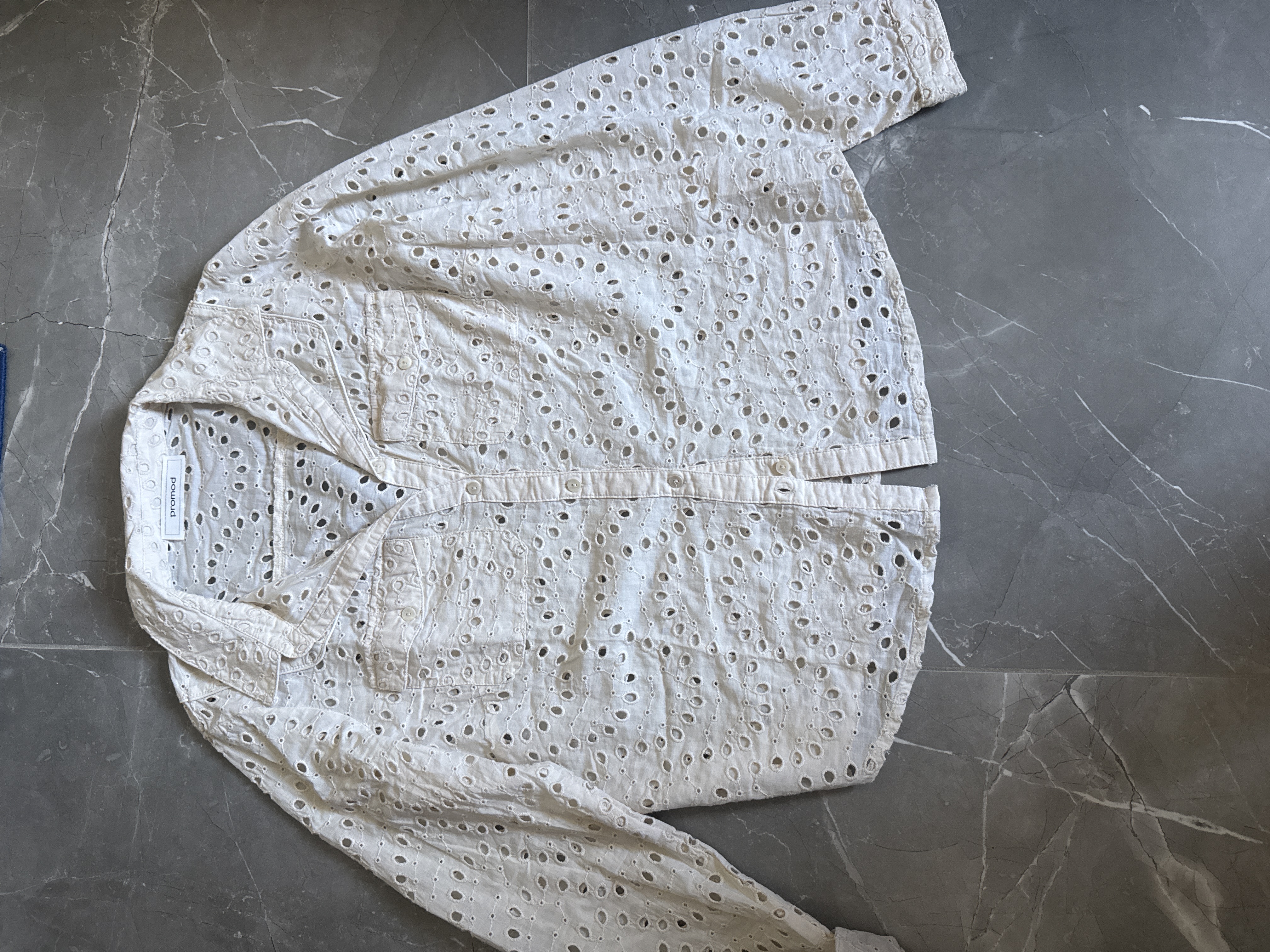 Chemise broderie beige Promod 36