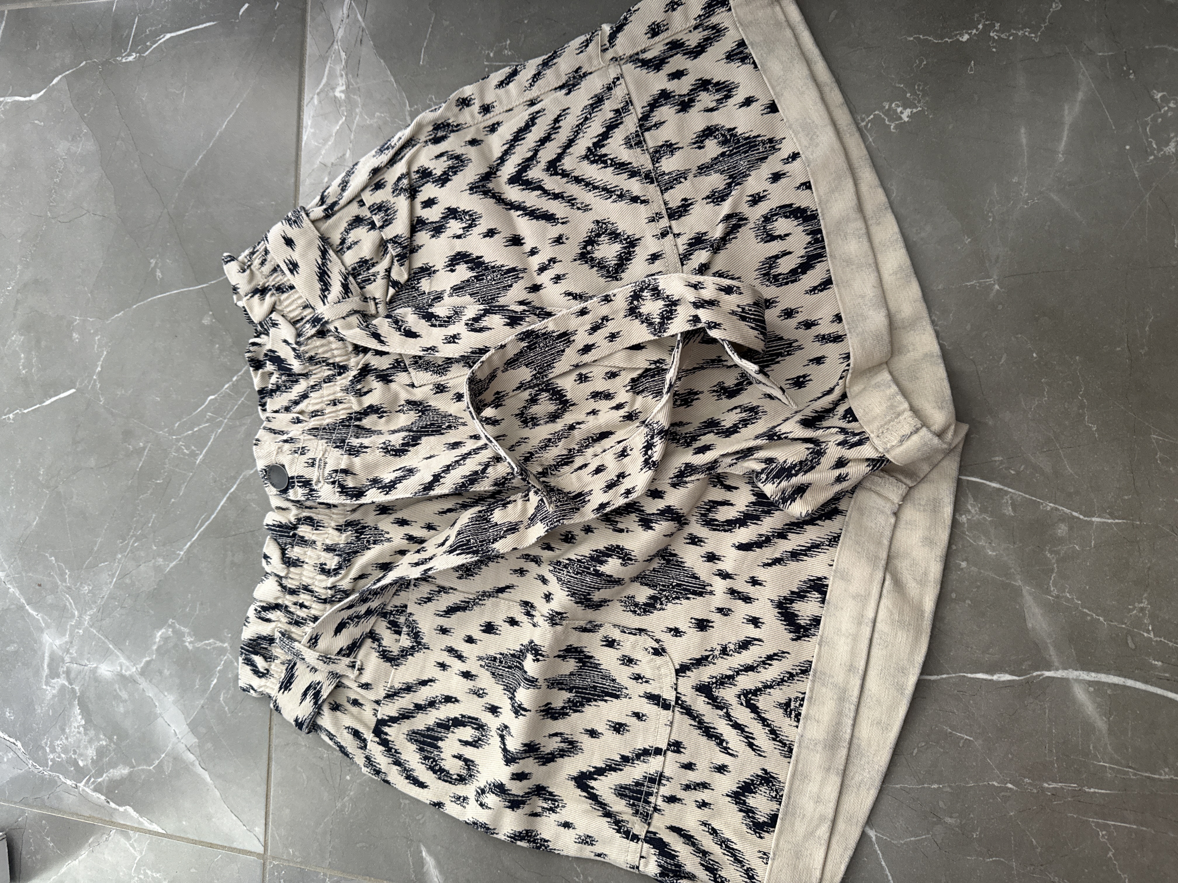 Short imprimé 38