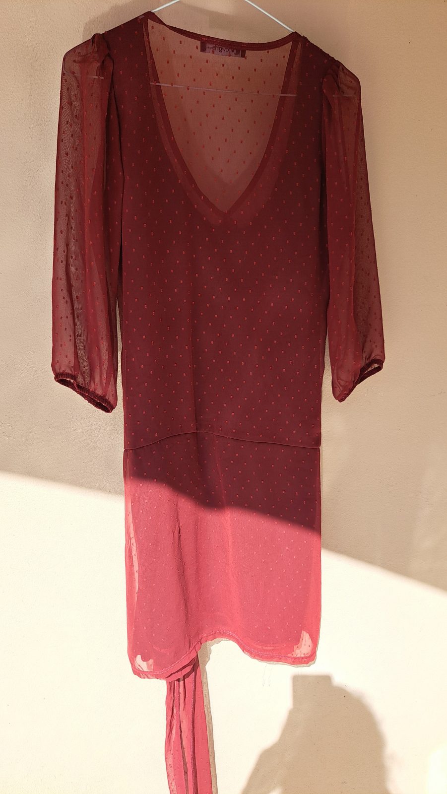 Robe bordeaux rtansparente