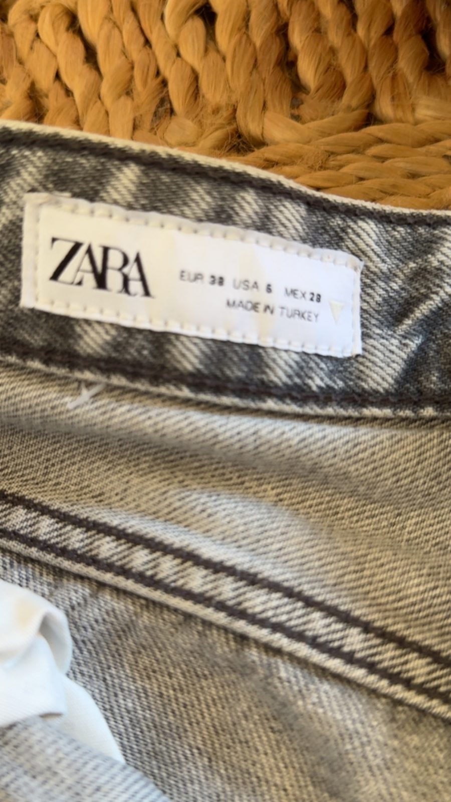 Jeans gris Zara