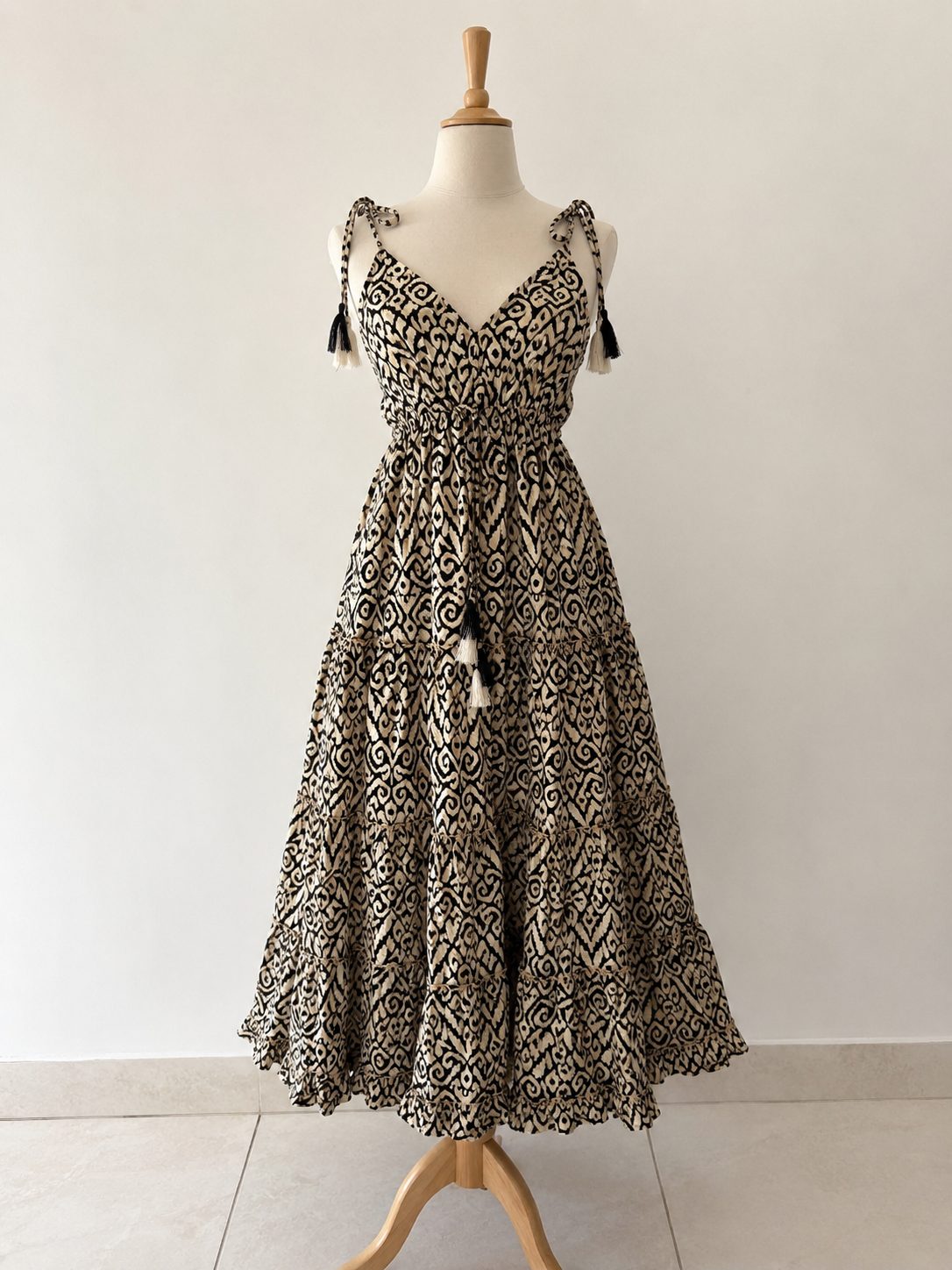 ROBE NEUVE TAILLE M