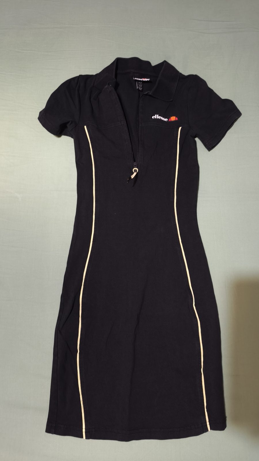 Robe Ellesse taille 34
