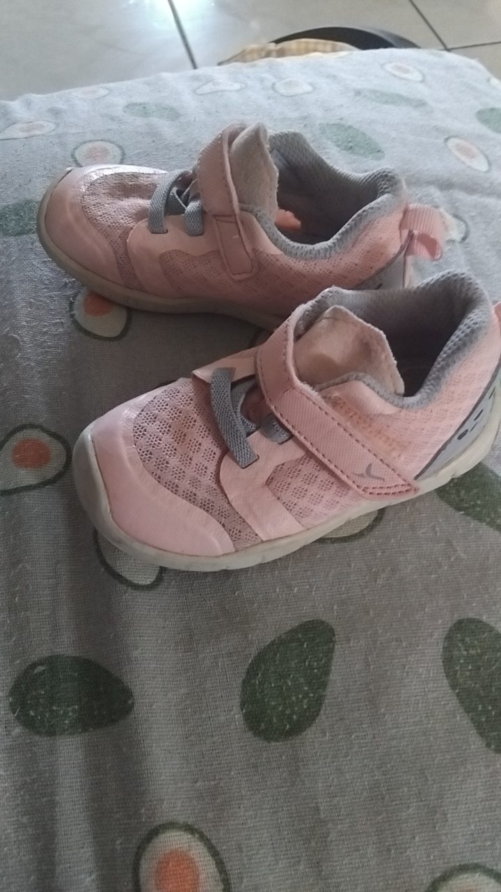 Basket enfant taille 22