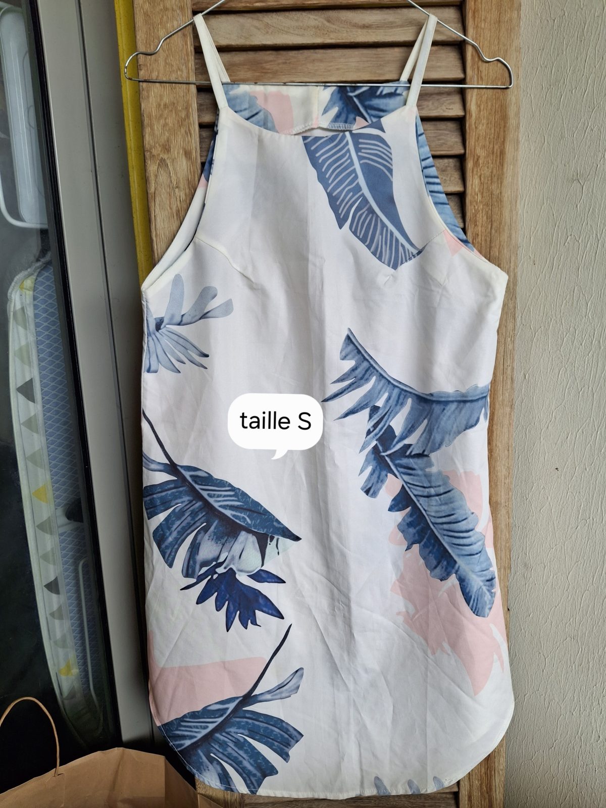Robe légère imprimé tropical – Taille S – très bon état — La Réunion