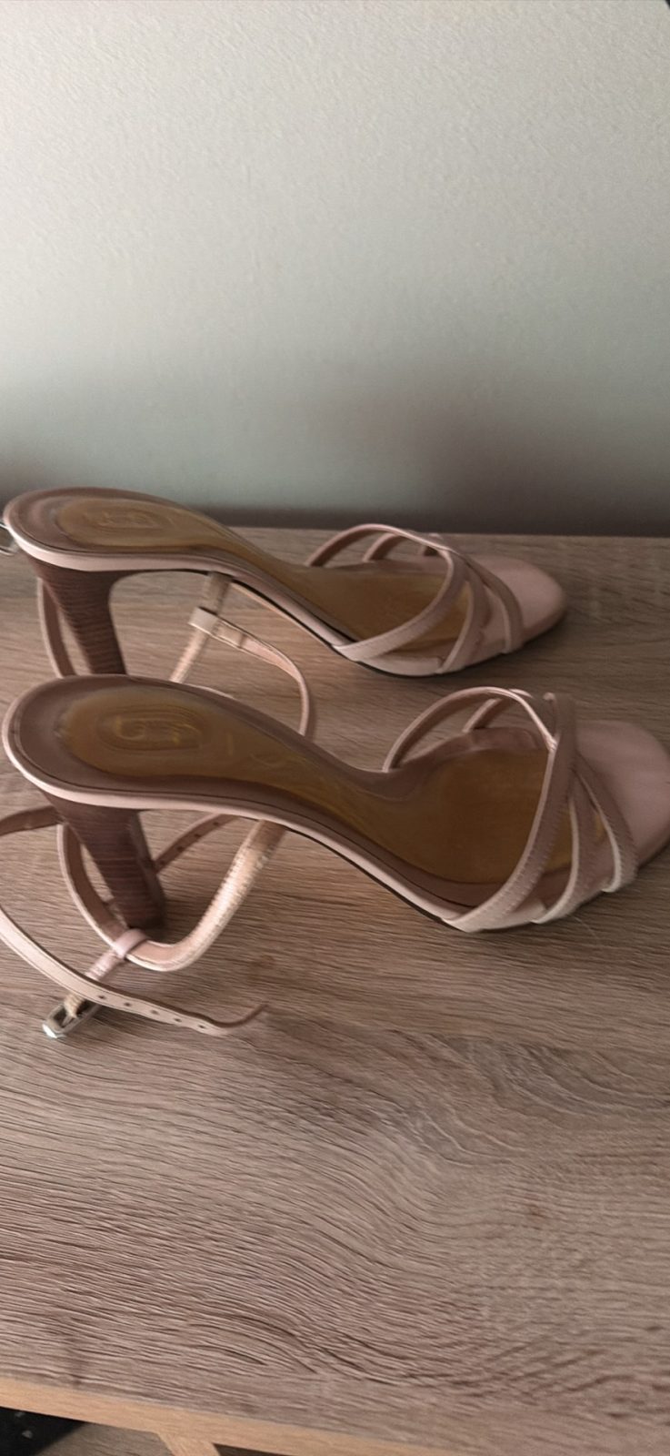 Chaussure à talon
