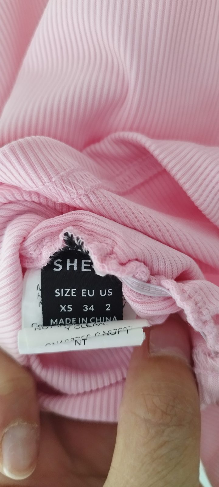 Tee shirt rose