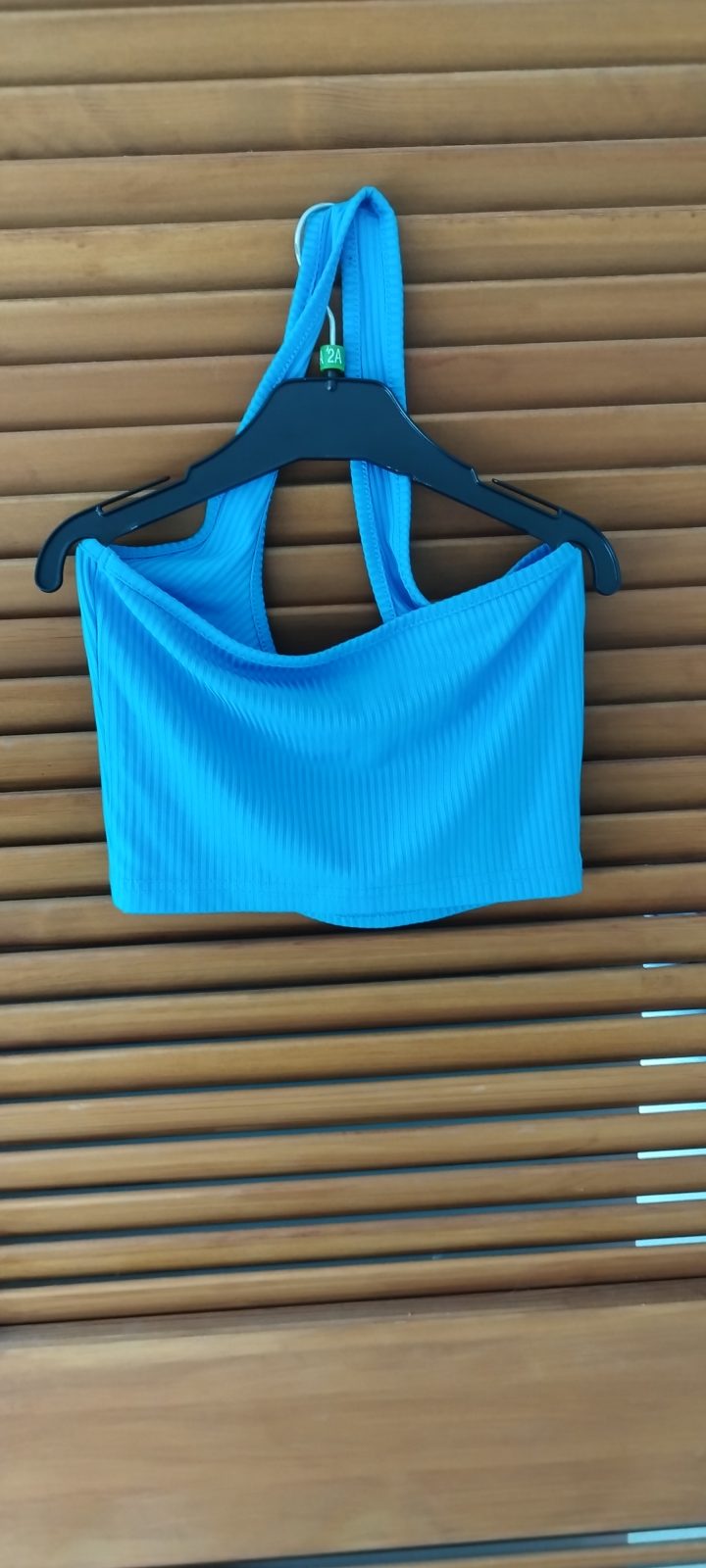 Tee shirt sans manche bleu