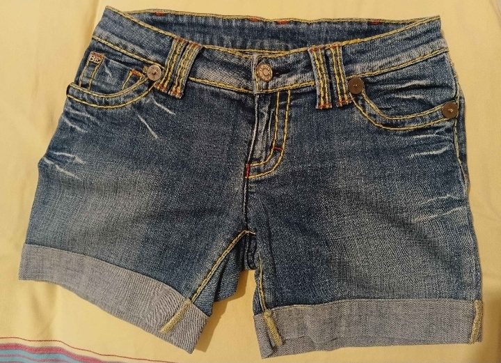Short jean