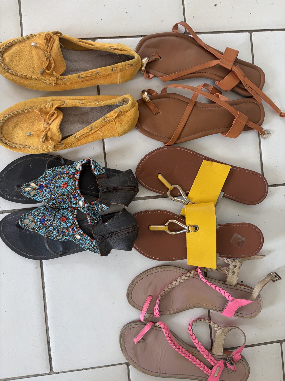 Divers chaussures