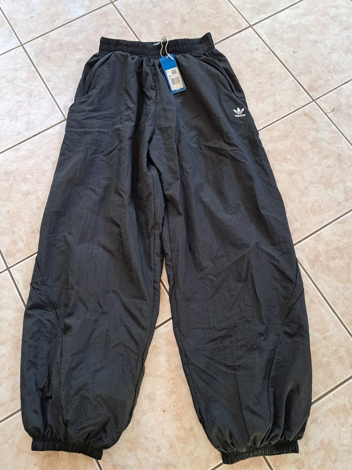 BAS DE JOGGING FEMME ADIDAS NEUF