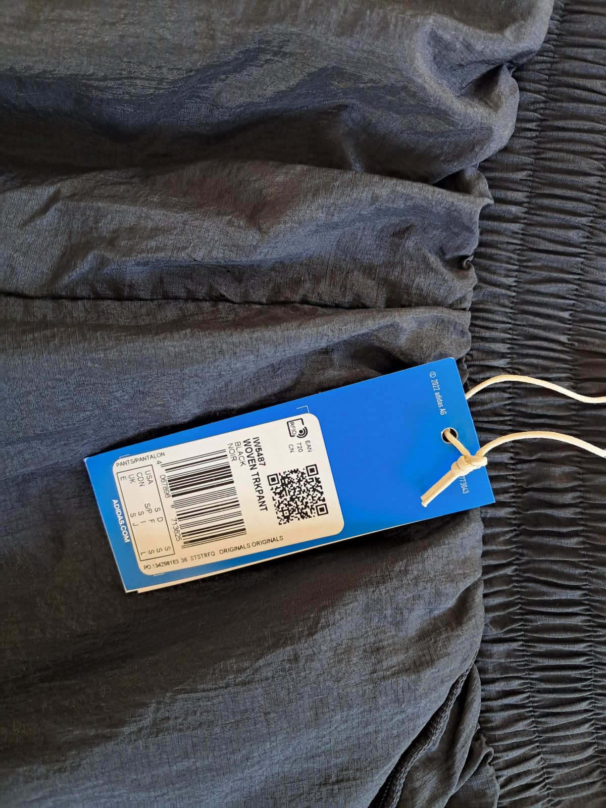 BAS DE JOGGING FEMME ADIDAS NEUF