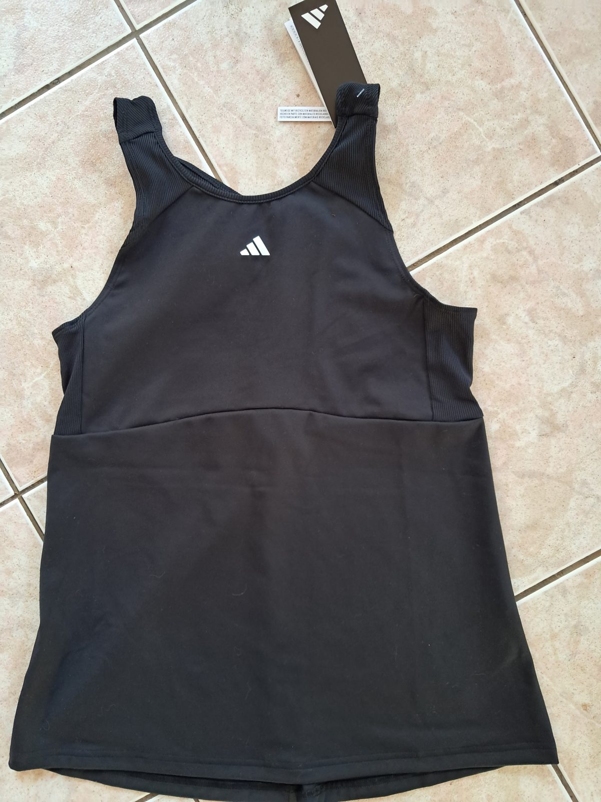 DEBARDEUR FEMME ADIDAS NEUF