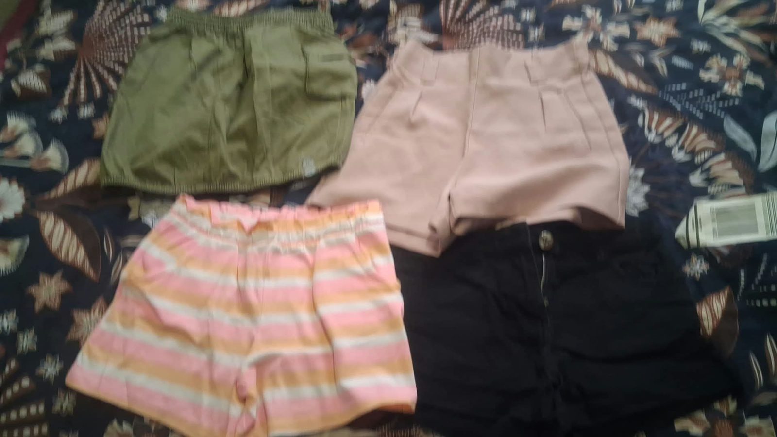 Lot de vêtements filles