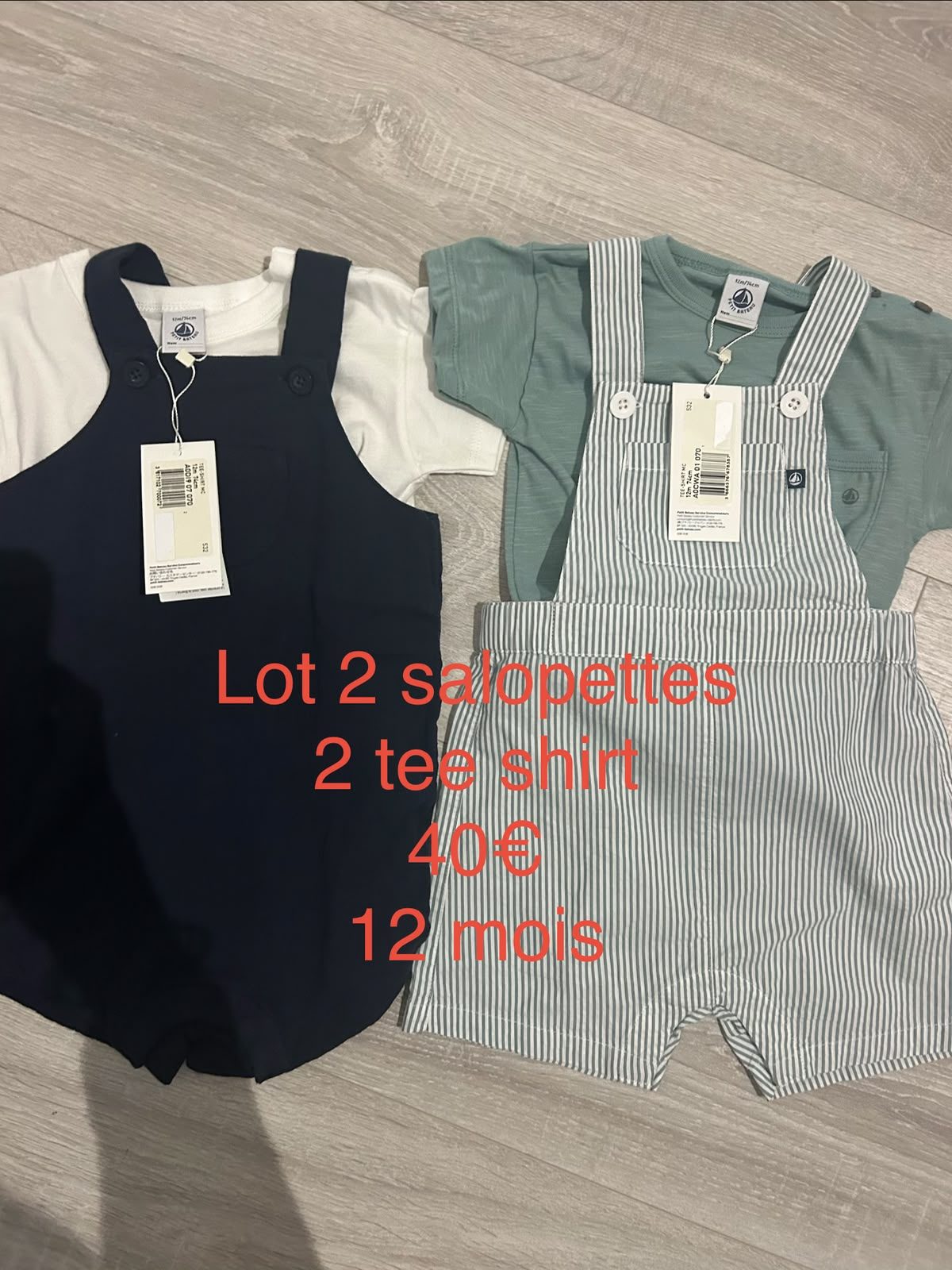 Lot salopettes tee shirt 12 mois