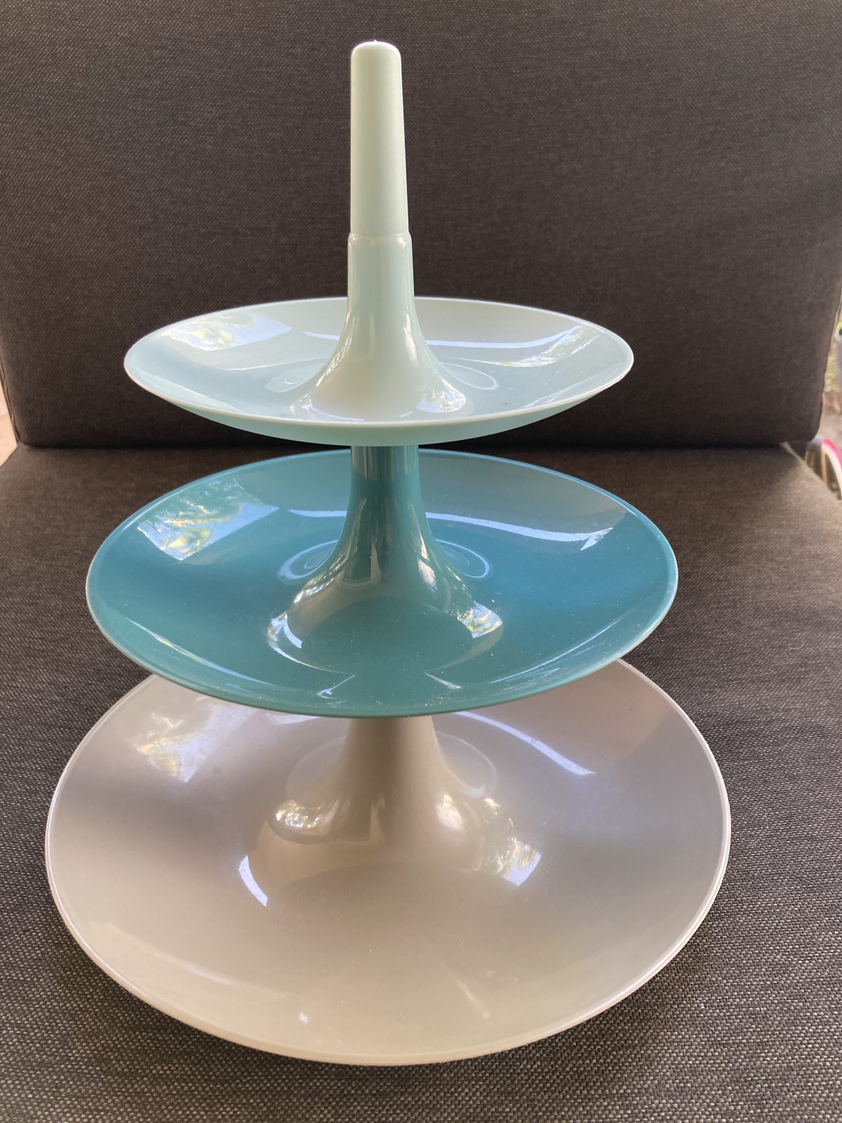 Serviteur trois étages