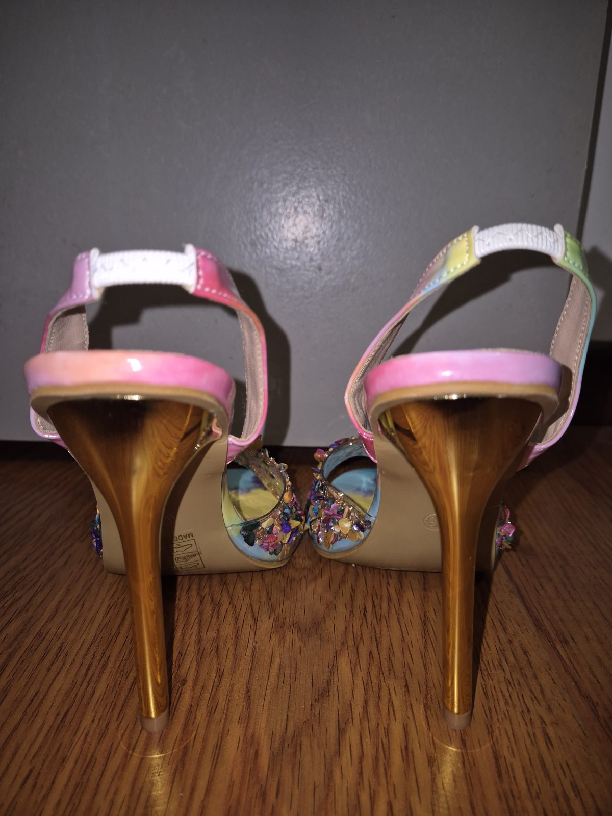 Chaussure à talon pointure 36