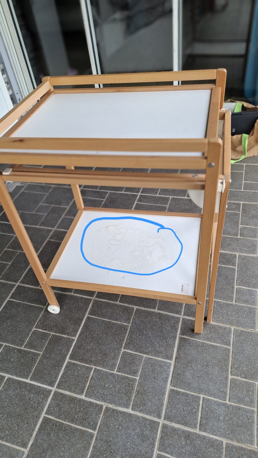 Table a langer avec baignoire