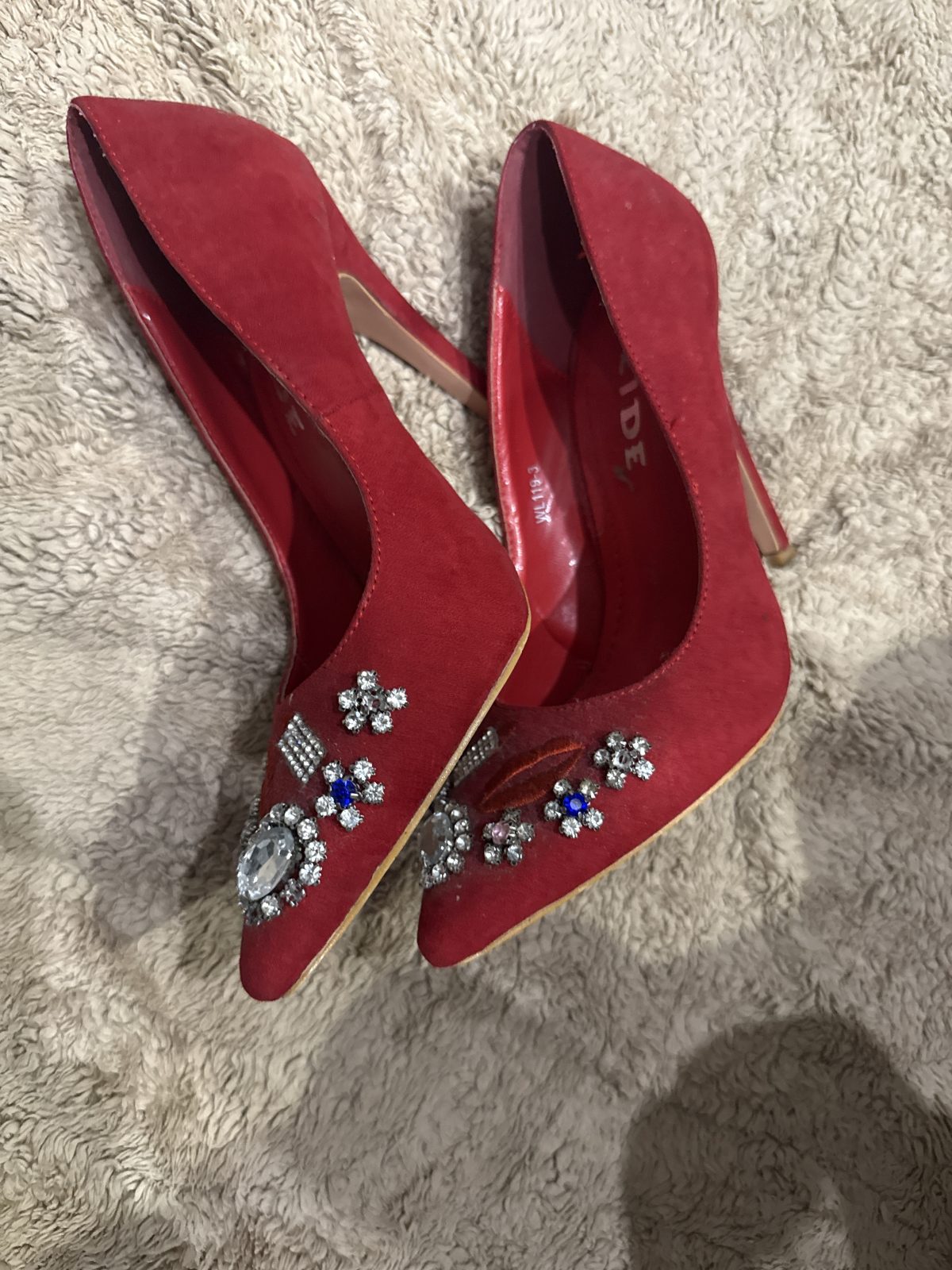 Escarpins rouge élégants — La Réunion