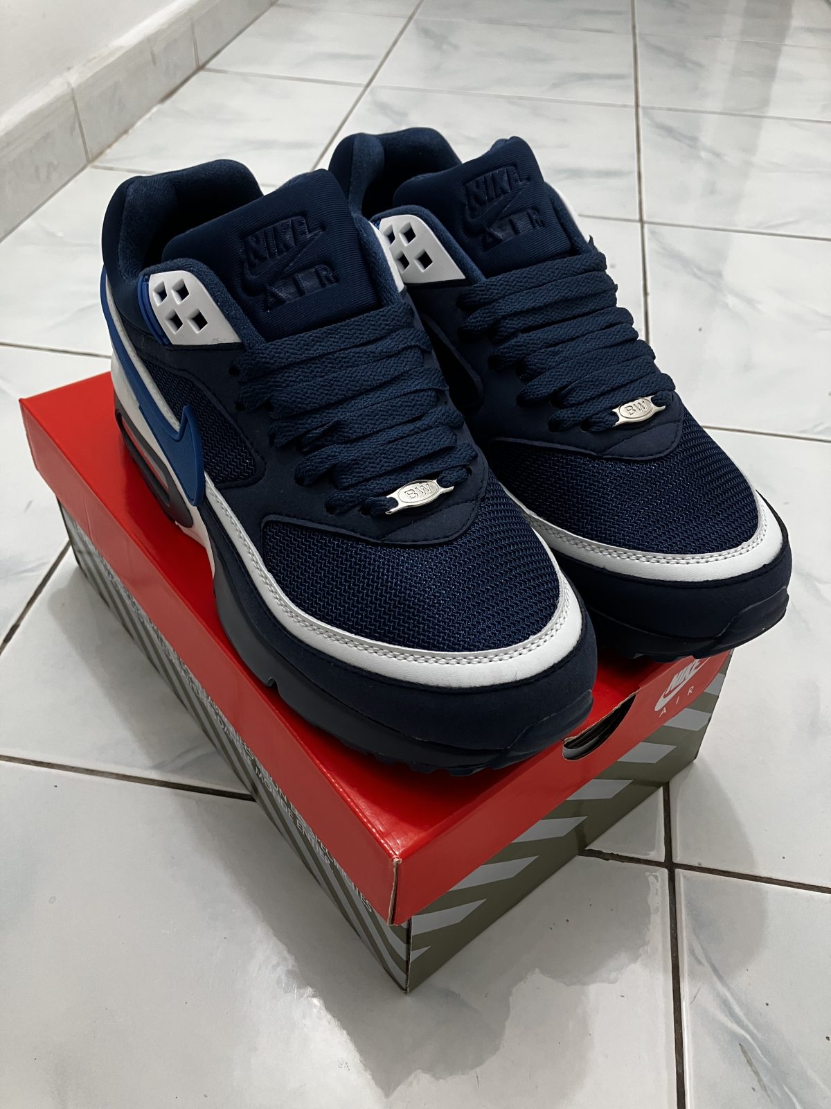 Nike bw — Nike — La Réunion