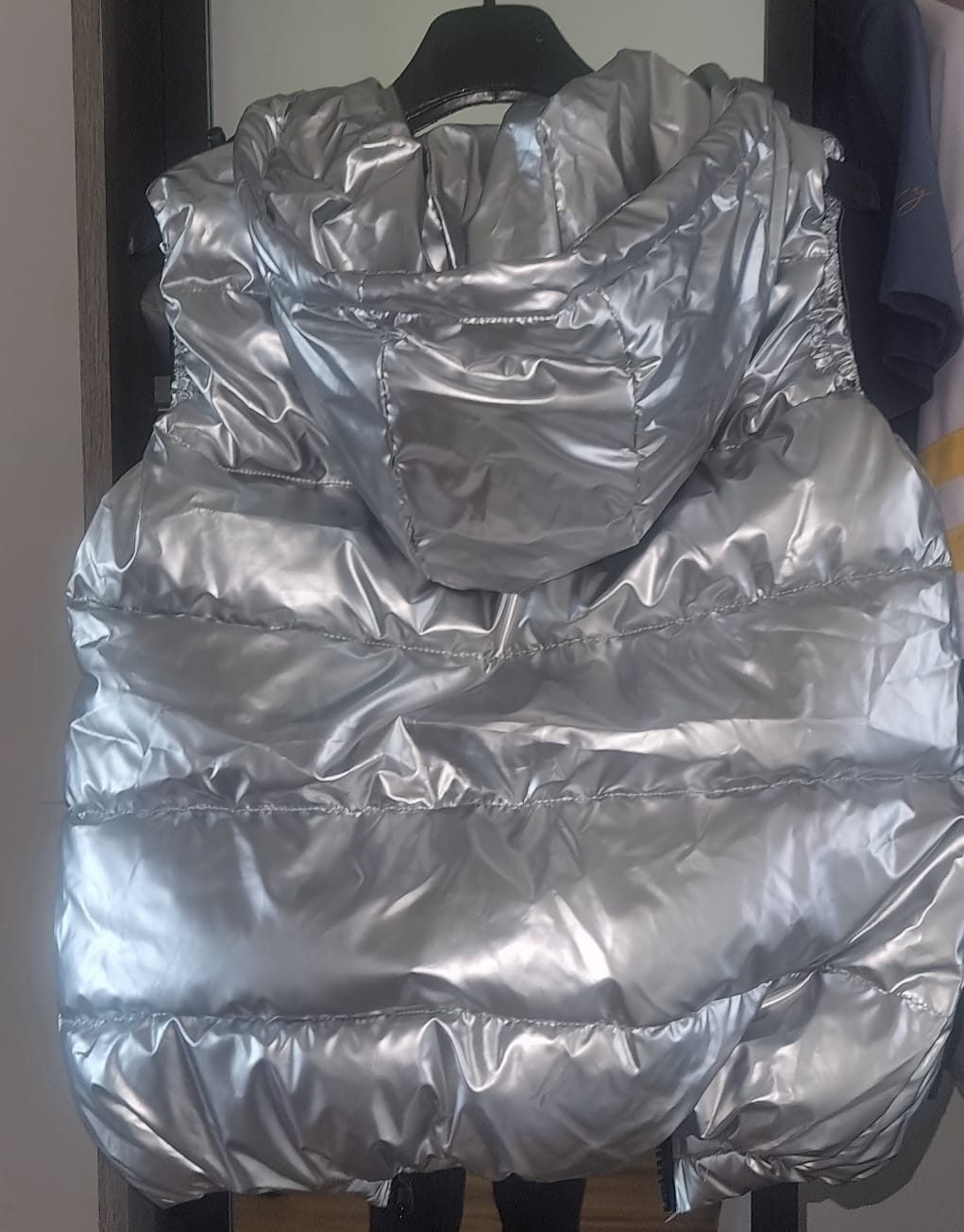 VESTTE À CAPUCHE sans manches -S/Argentée