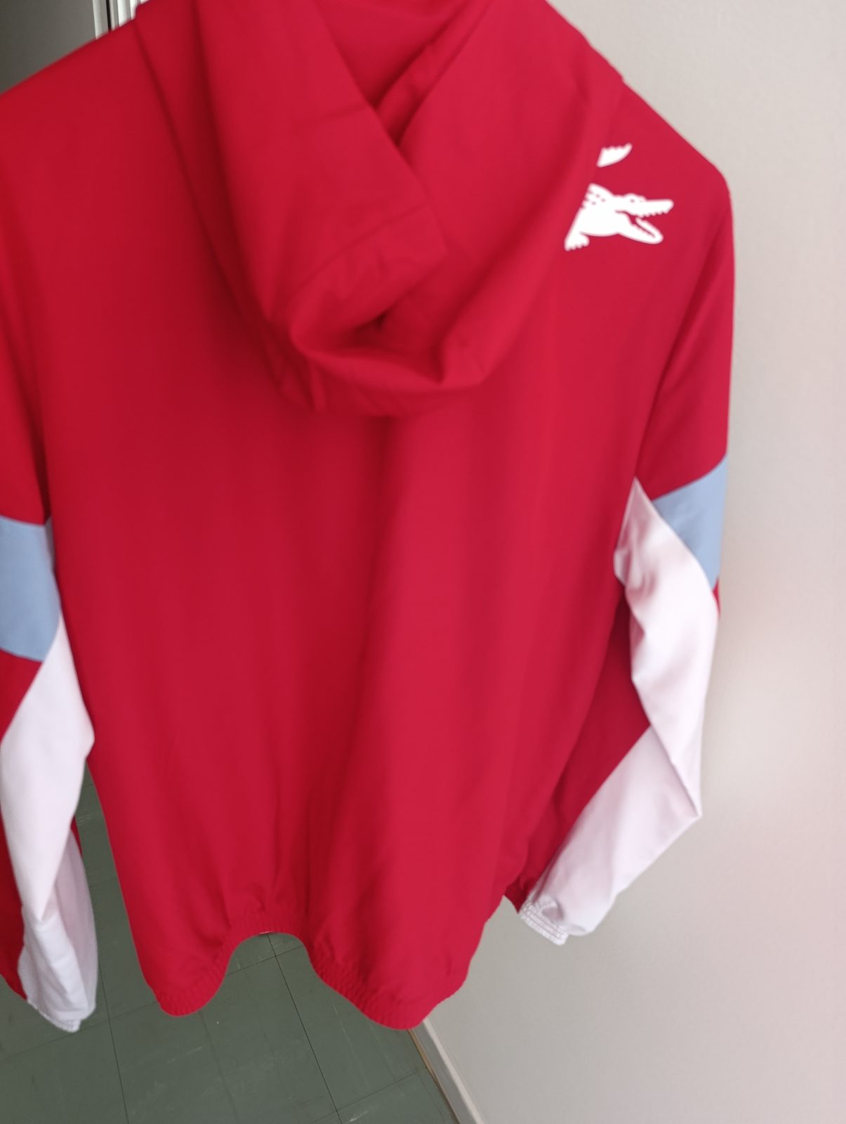 Veste lacoste rouge neuf