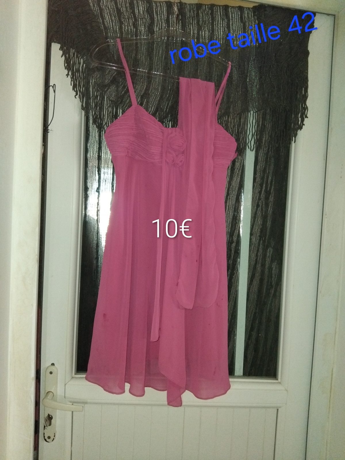 Vends diverses robes