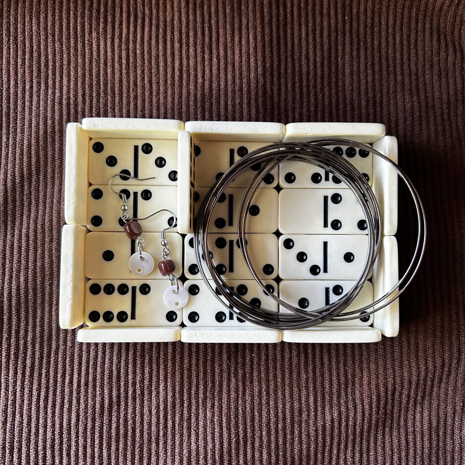 Boîte à bijoux domino fait main — La Réunion