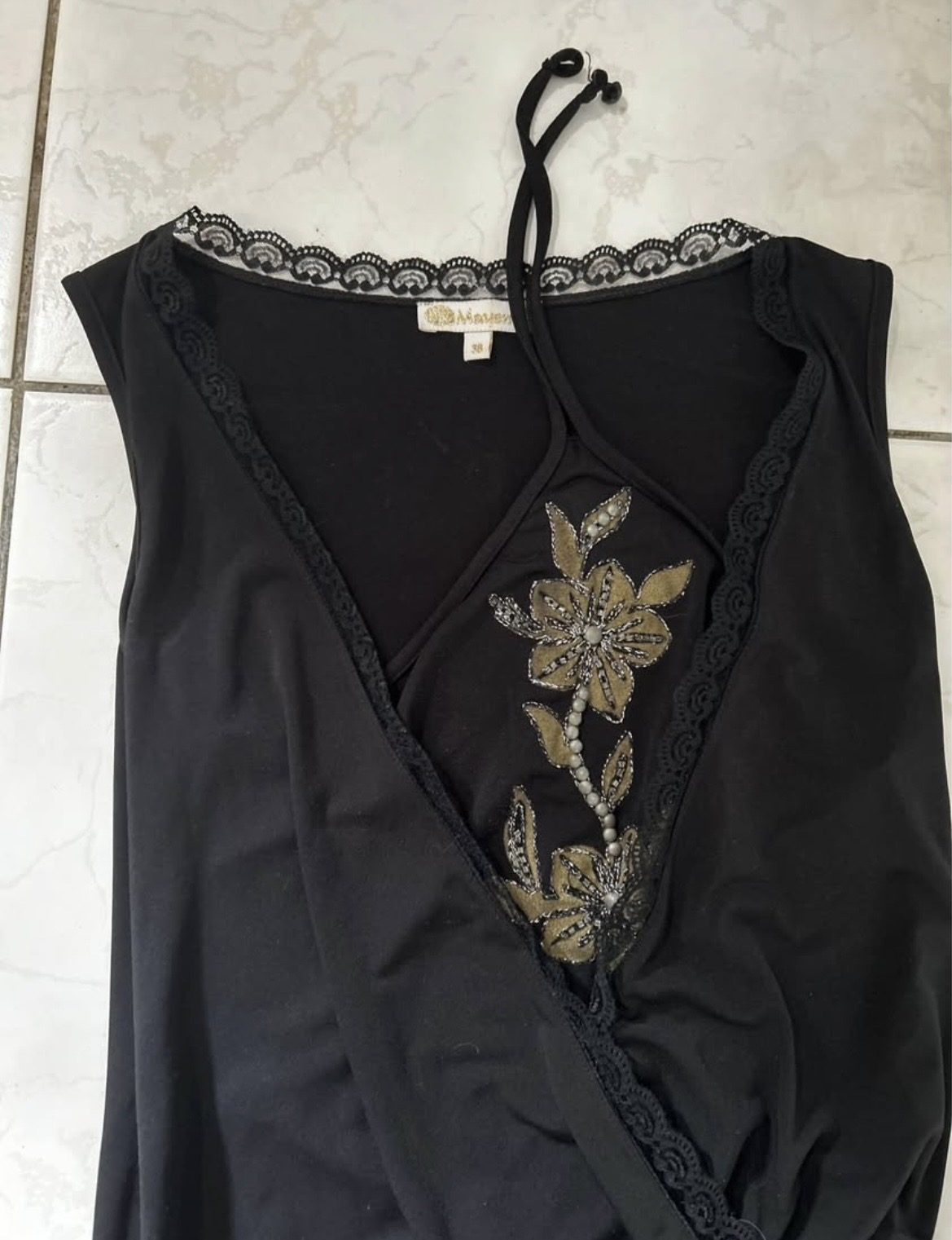 Haut noir