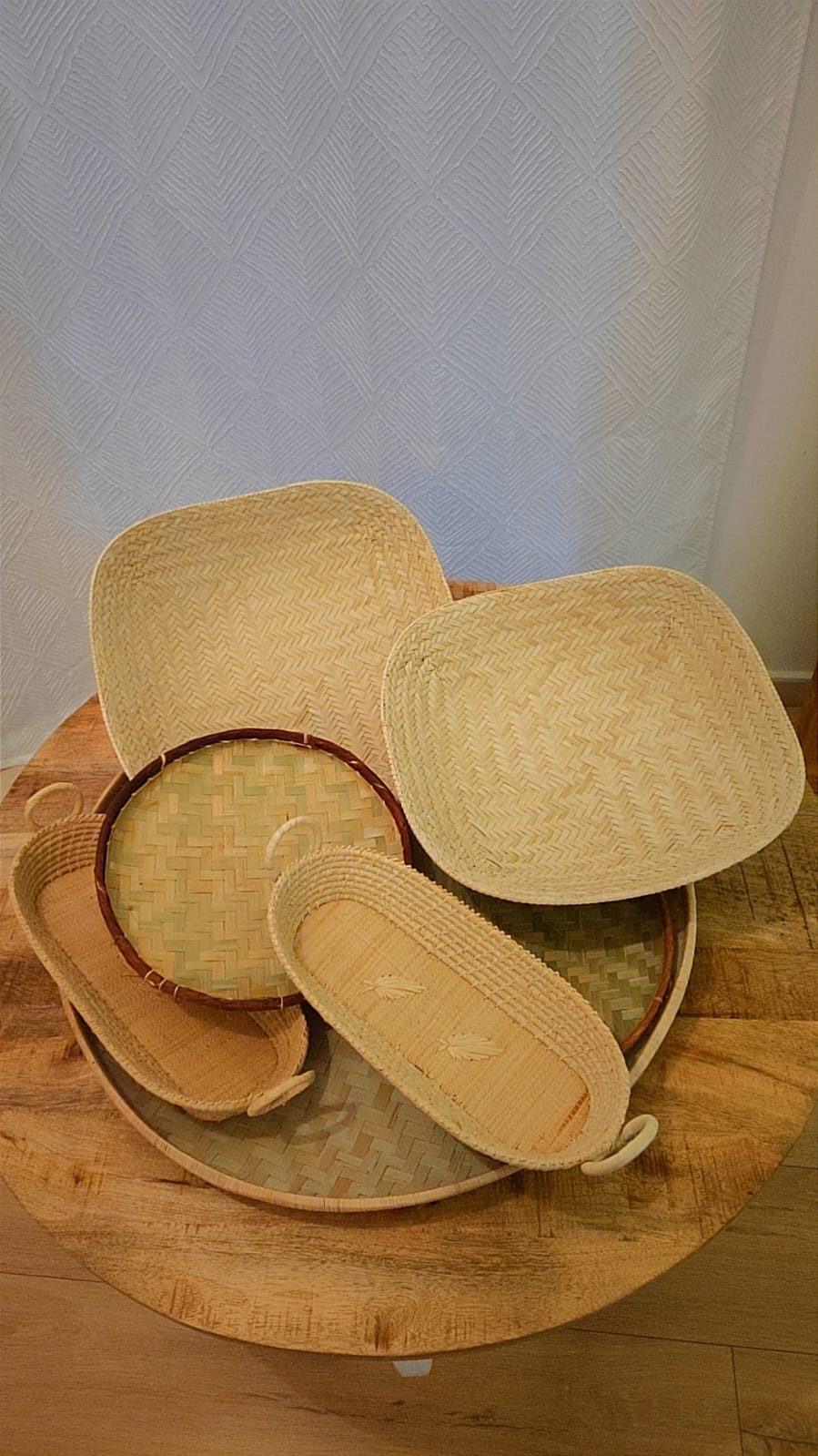 MAGNIFIQUE ENSEMBLE DE VANNERIE ARTISANALE TRADITIONNELLE