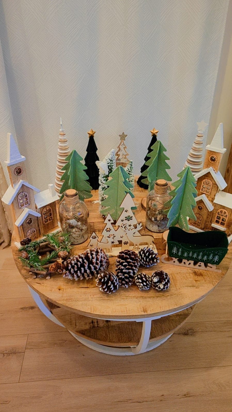 COLLECTION COMPLÈTE DE DÉCORATIONS DE NOËL + GRAND SAPIN XXL 210 CM