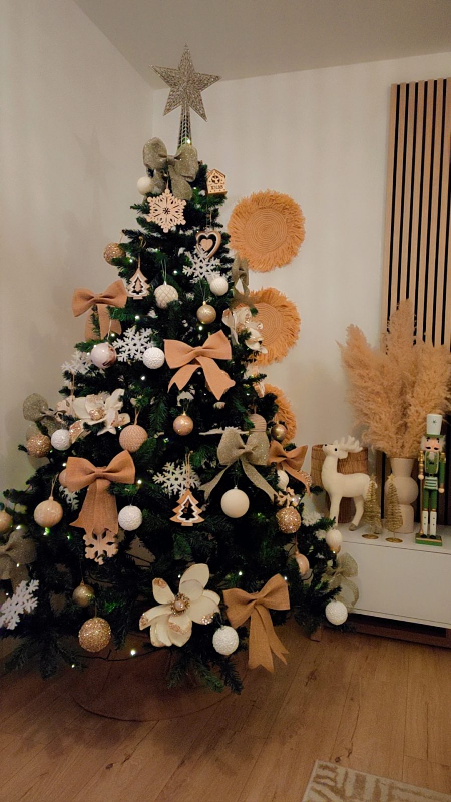 COLLECTION COMPLÈTE DE DÉCORATIONS DE NOËL + GRAND SAPIN XXL 210 CM