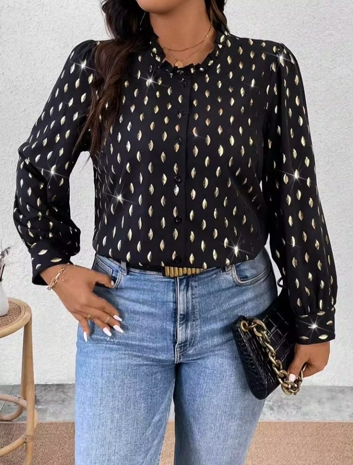 Chemise noire à points dorés