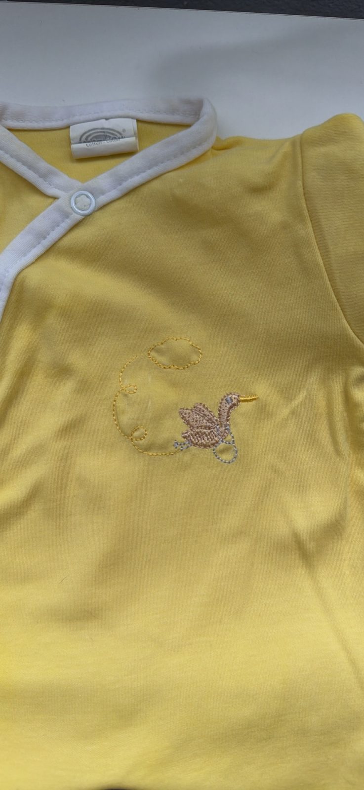 Joli dors bien bébé taille 1 mois